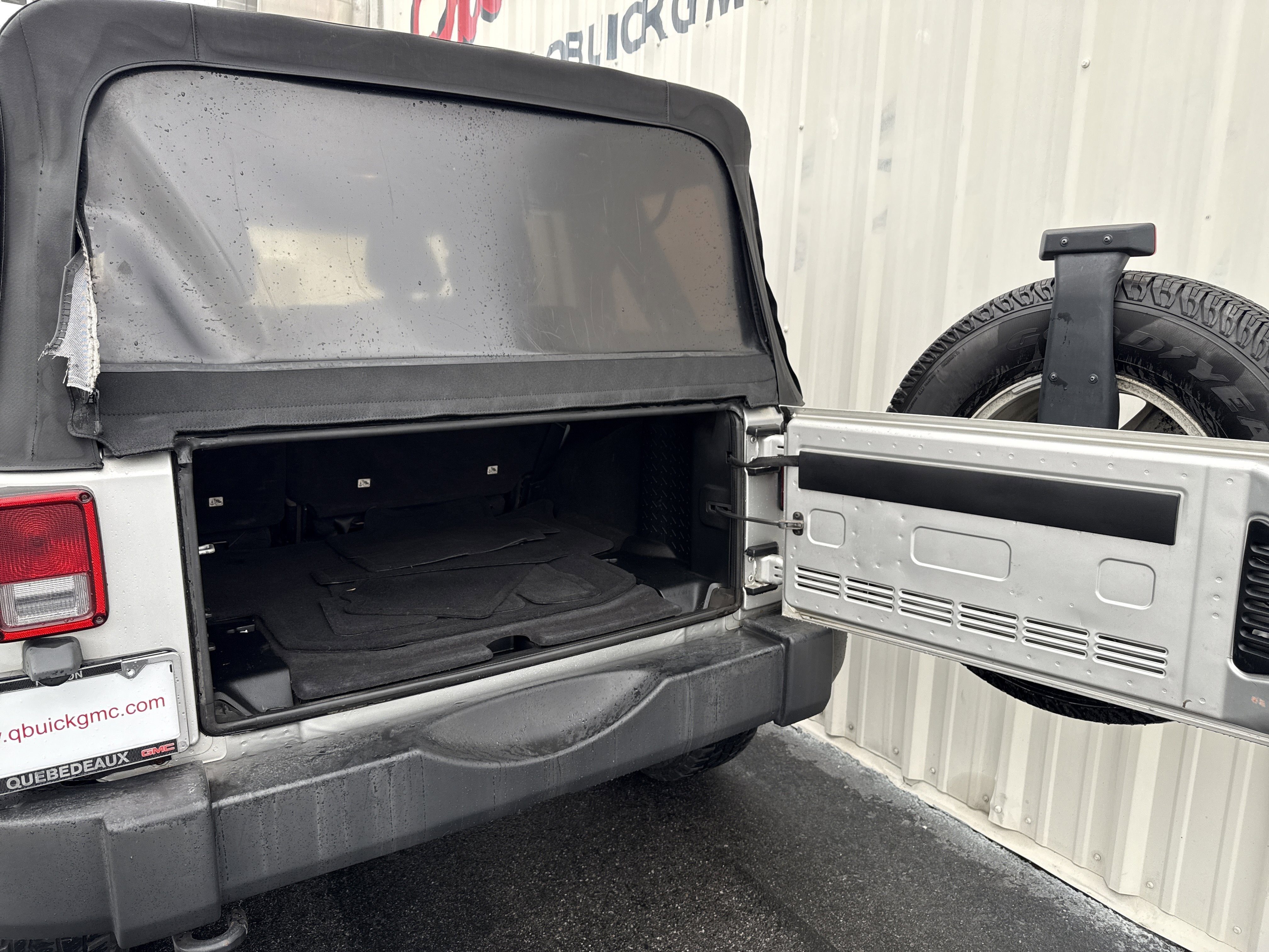 2012 Jeep Wrangler Unlimited Sport