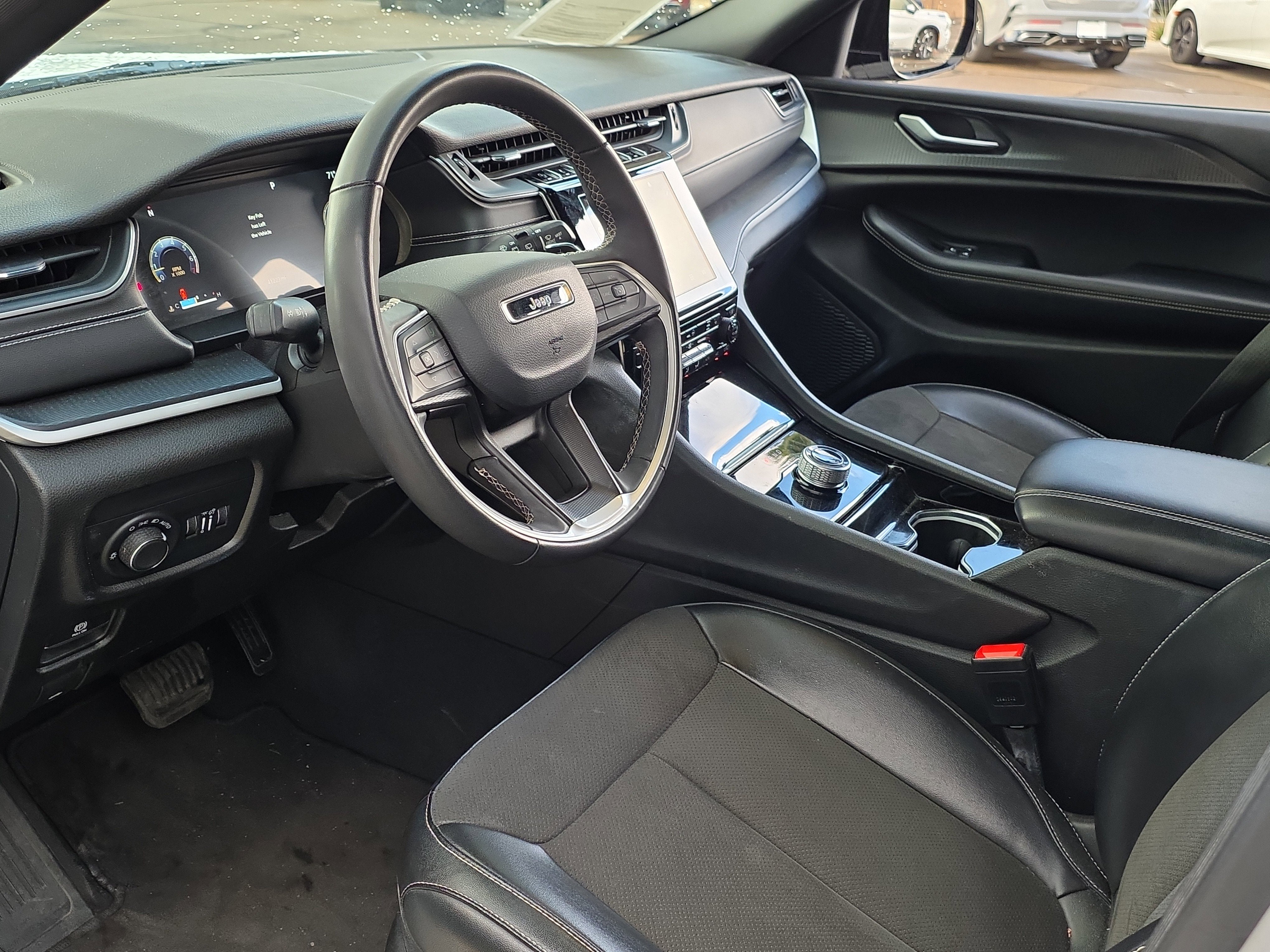 2023 Jeep Grand Cherokee L Altitude