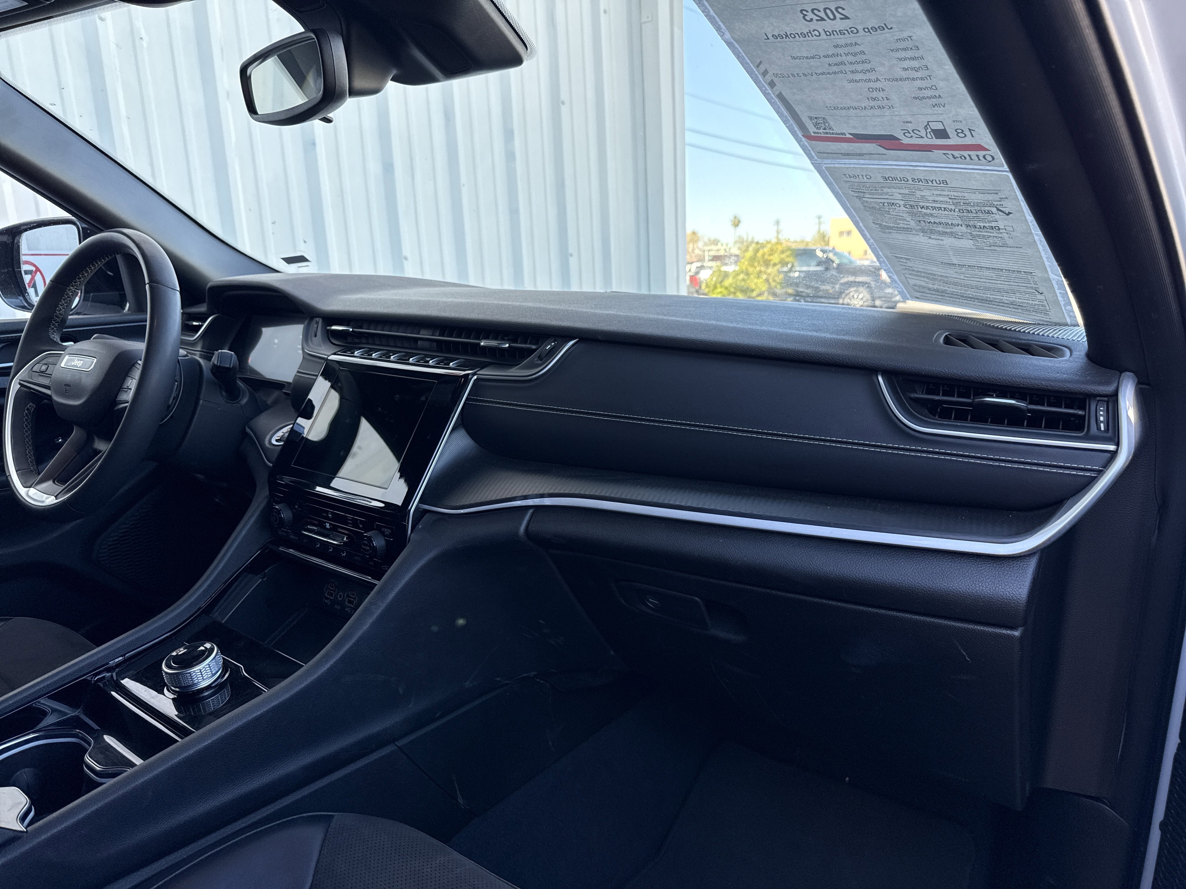 2023 Jeep Grand Cherokee L Altitude