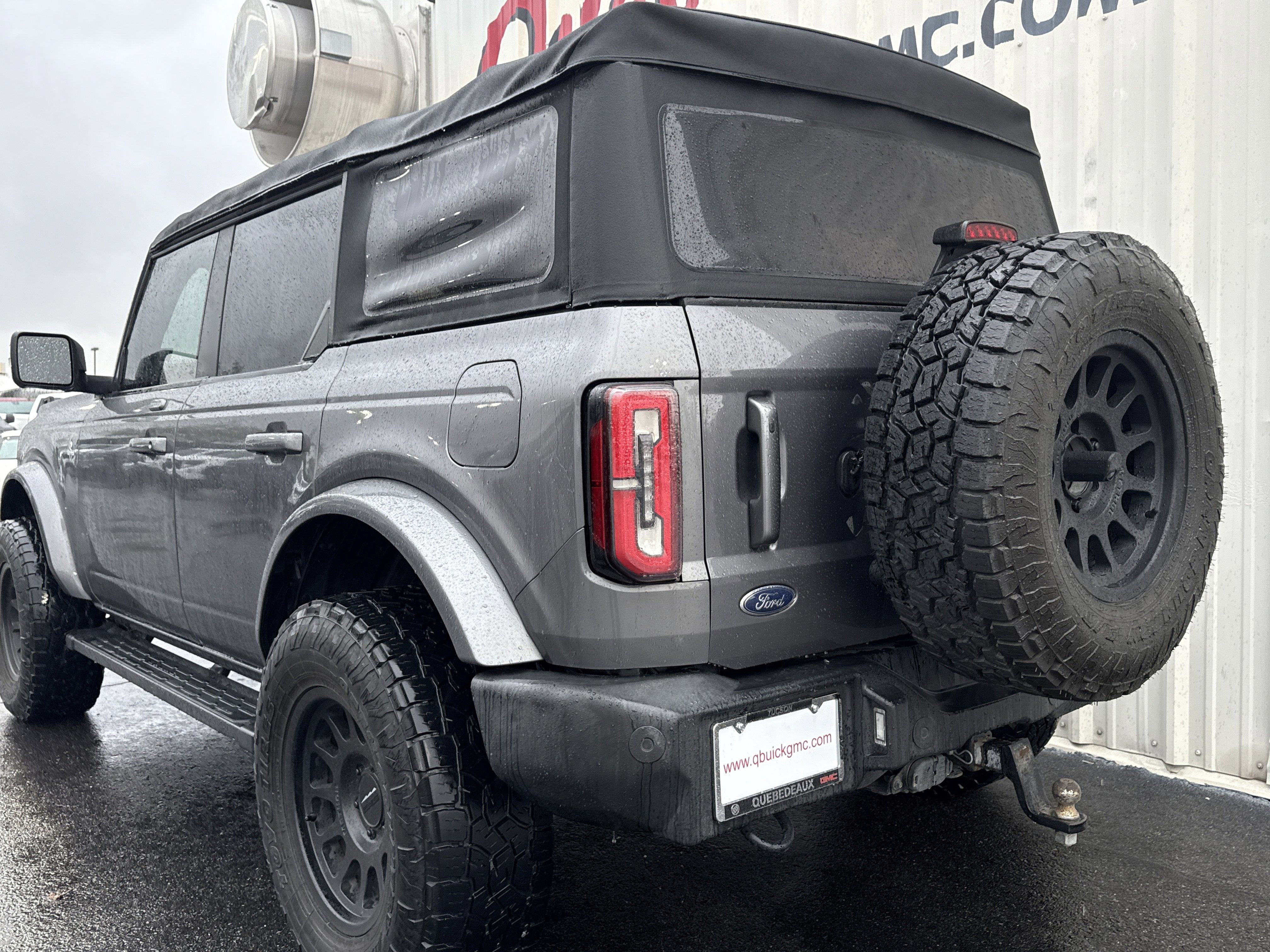 2022 Ford Bronco Base