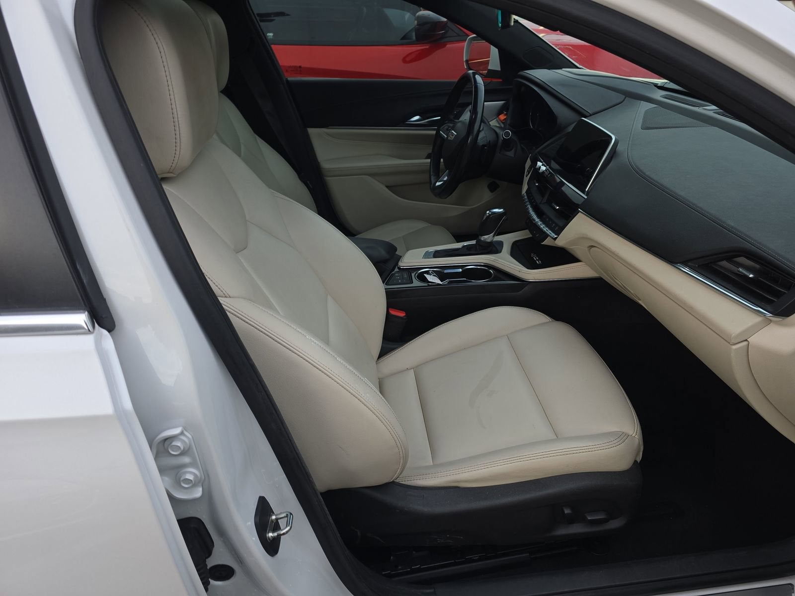 2023 Cadillac CT4 Luxury