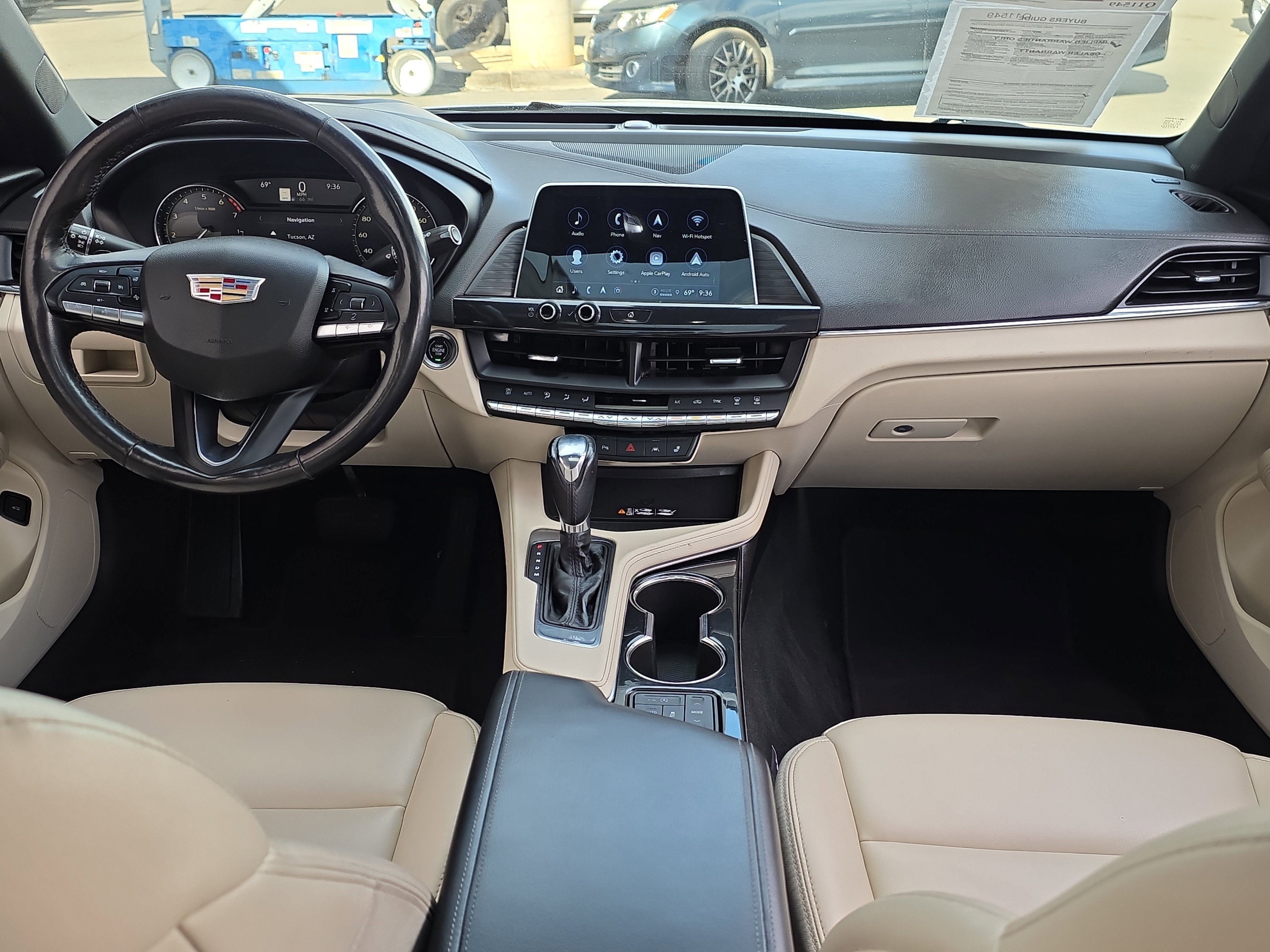 2023 Cadillac CT4 Luxury