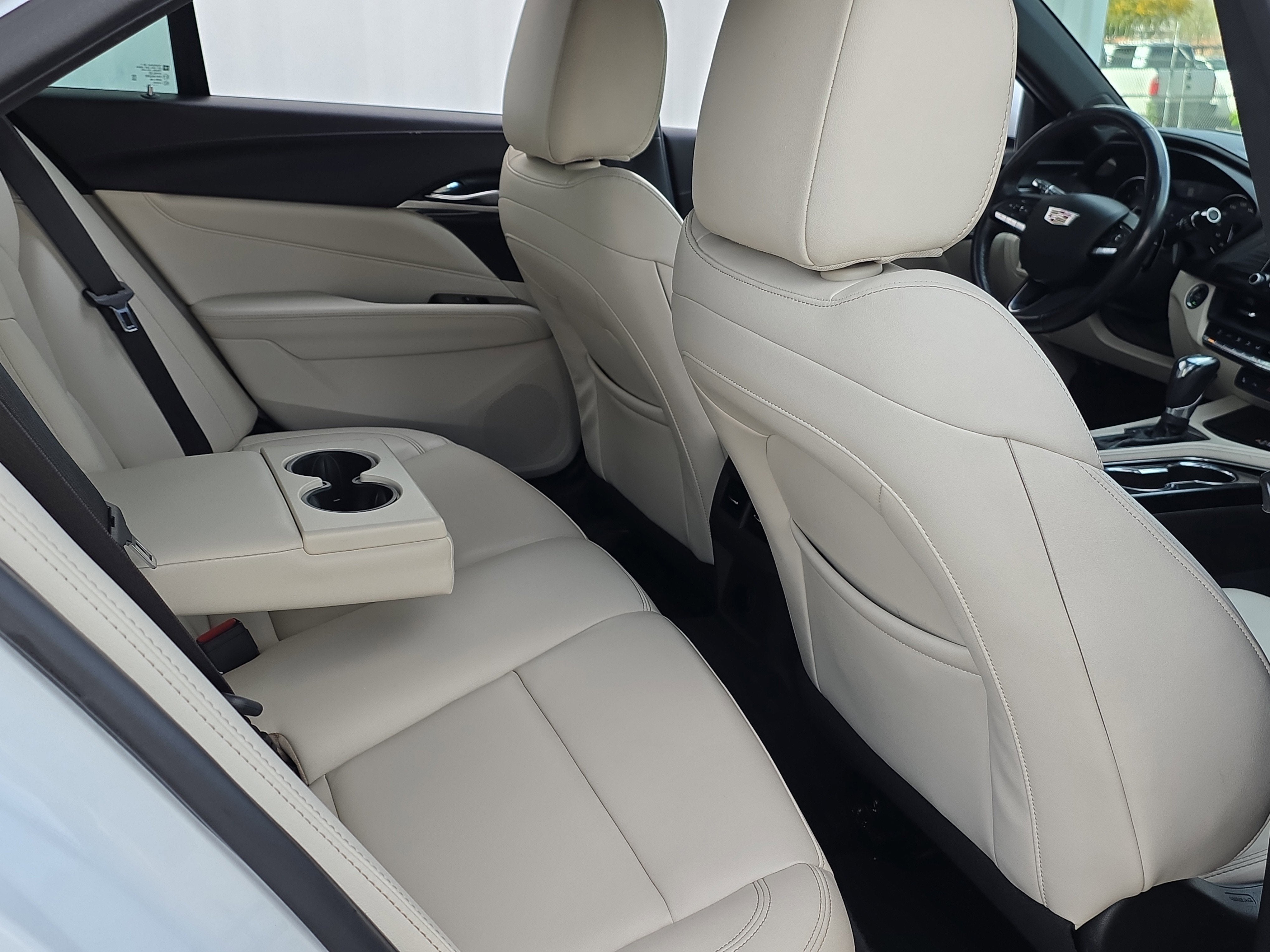 2023 Cadillac CT4 Luxury