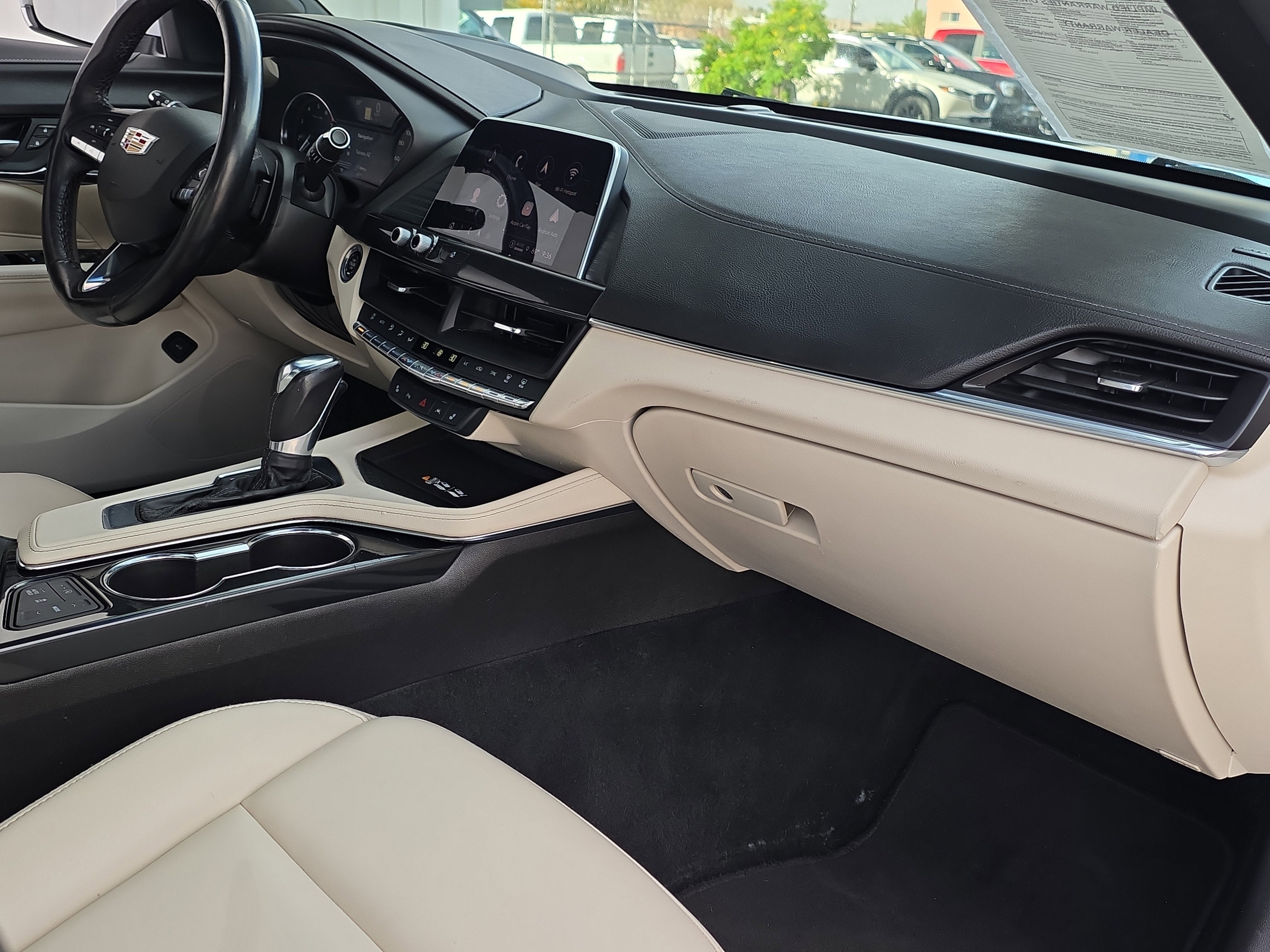 2023 Cadillac CT4 Luxury