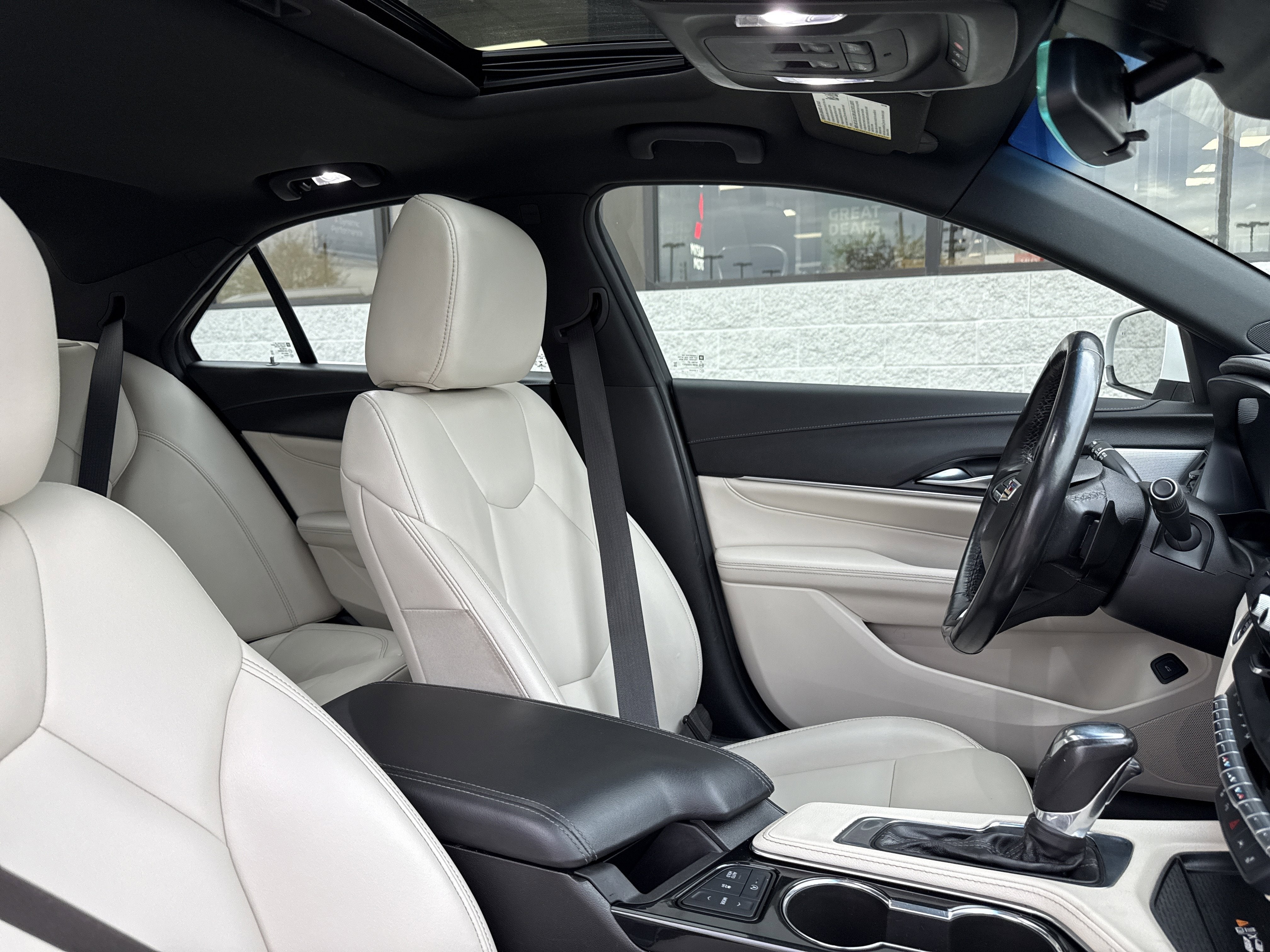 2023 Cadillac CT4 Luxury