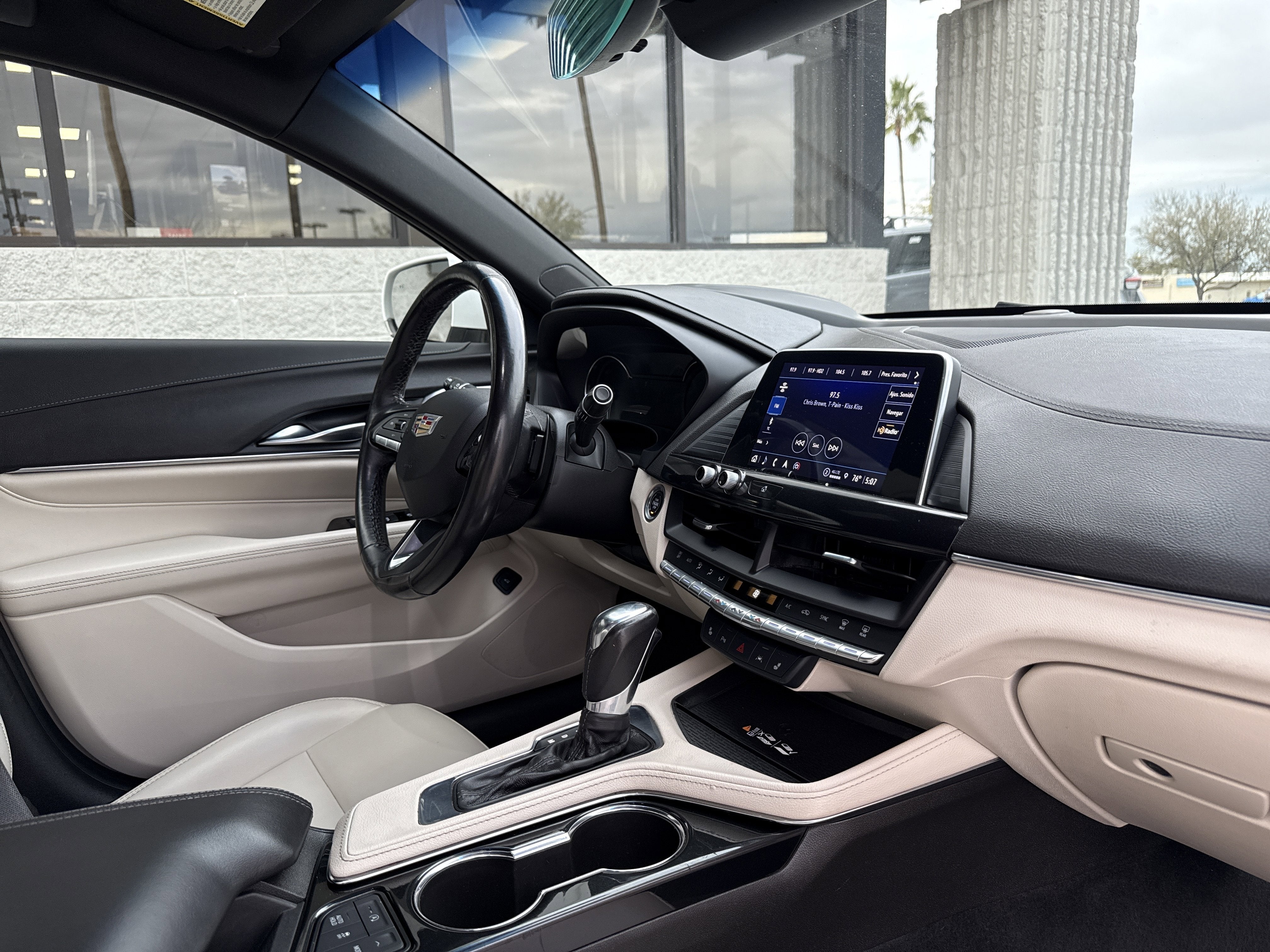 2023 Cadillac CT4 Luxury