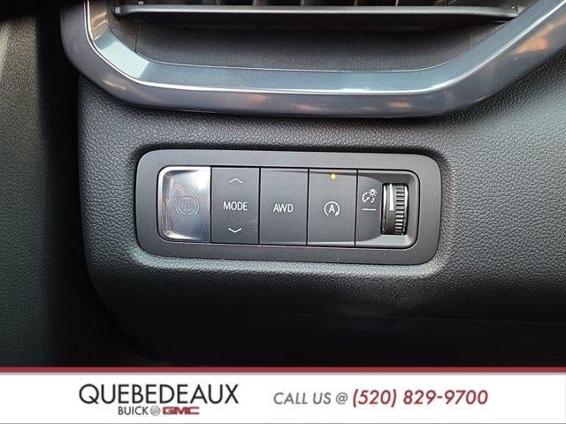 2025 GMC Acadia AT4