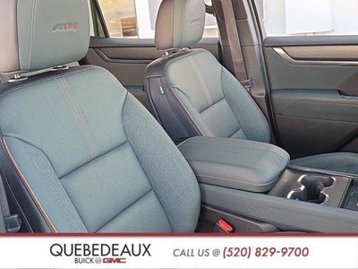 2025 GMC Acadia AT4