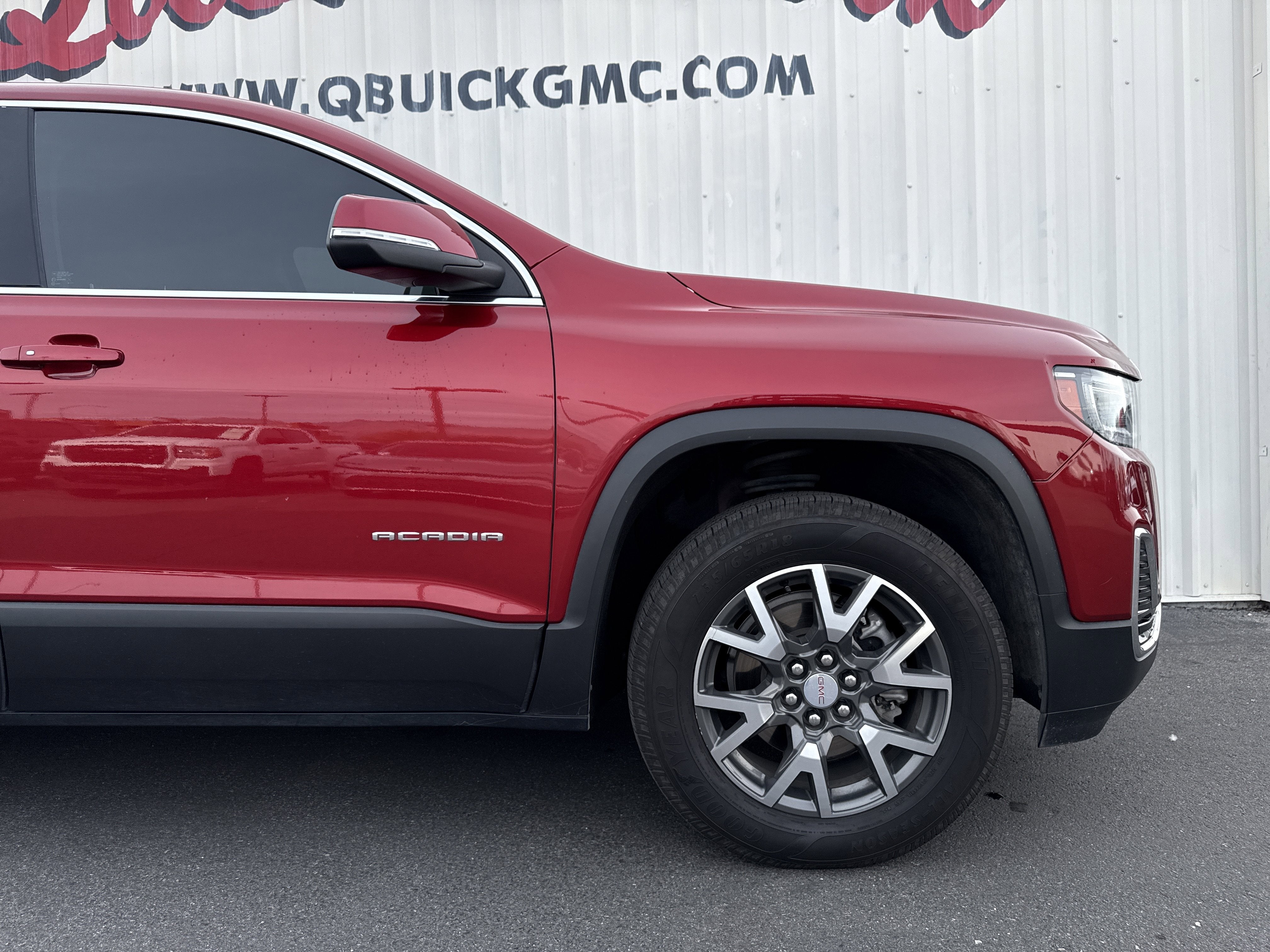 2023 GMC Acadia SLE