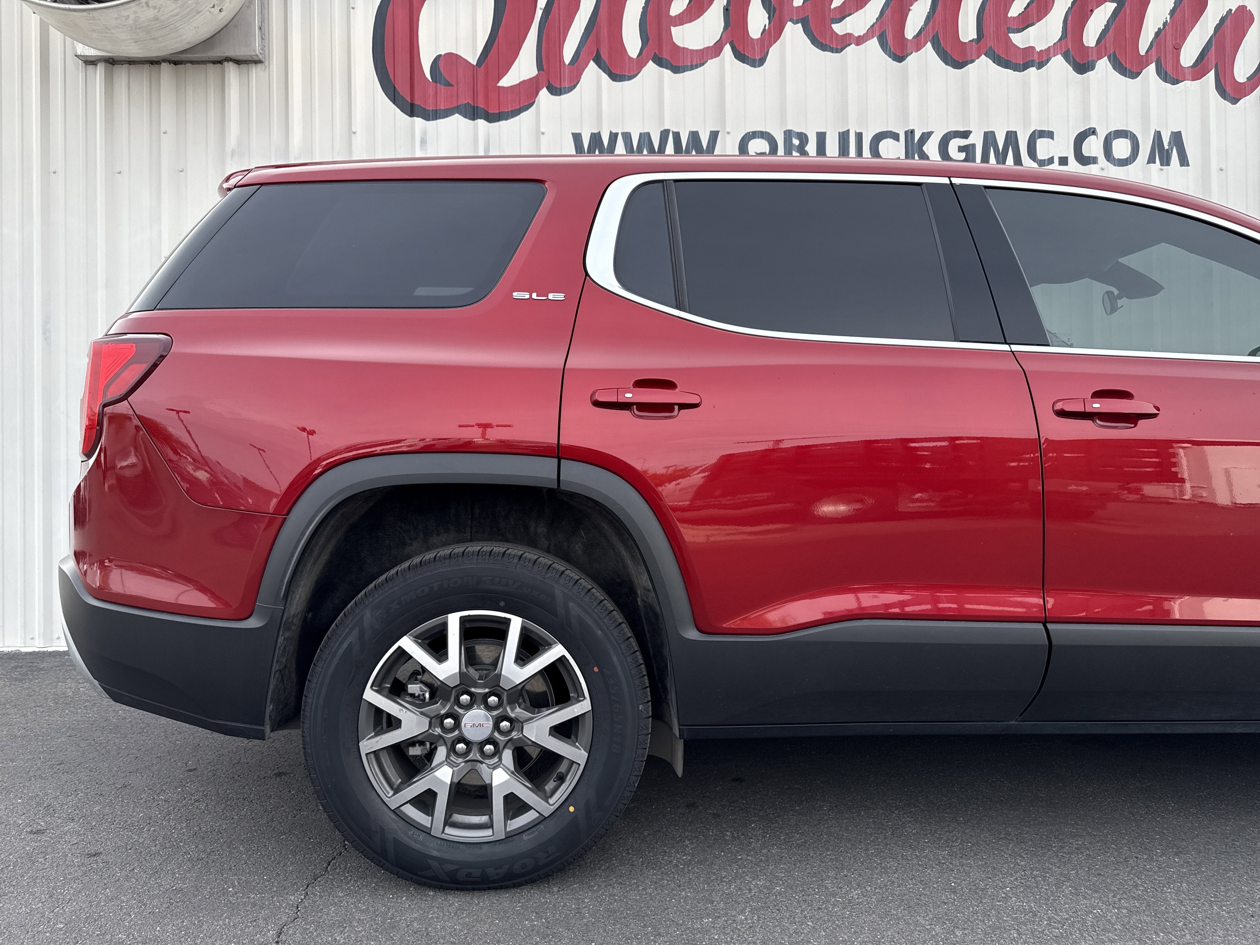 2023 GMC Acadia SLE