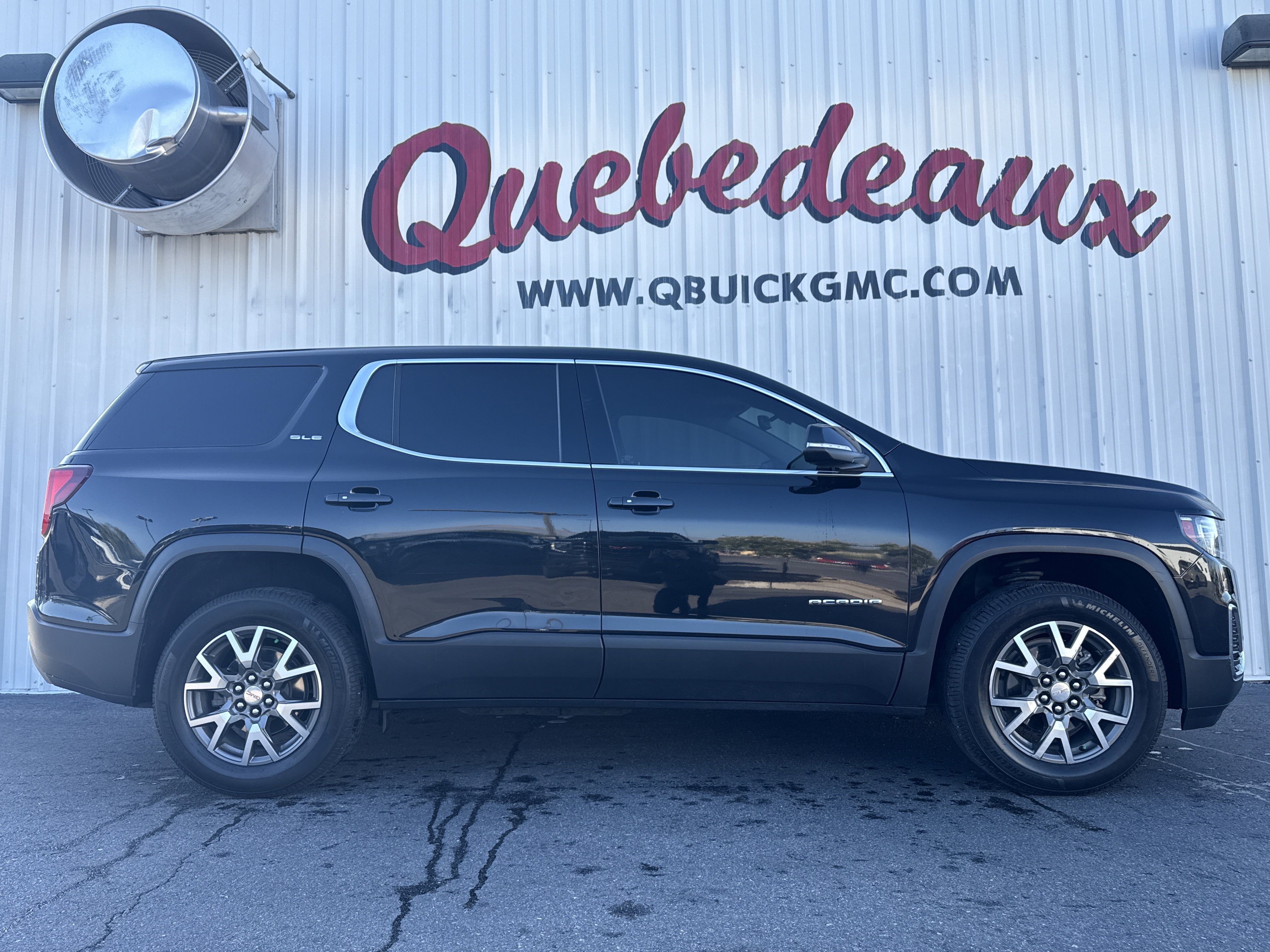 2023 GMC Acadia SLE