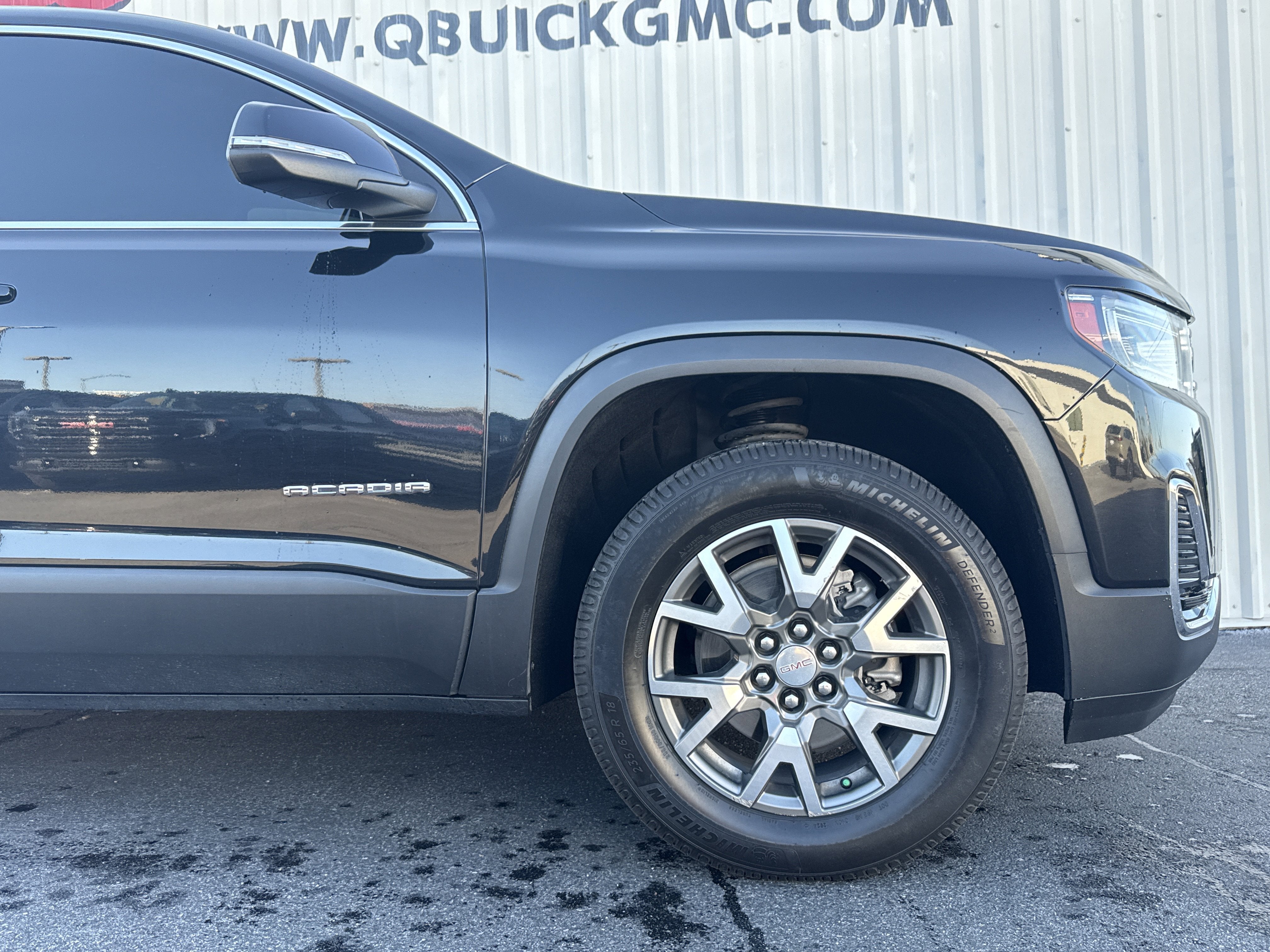 2023 GMC Acadia SLE