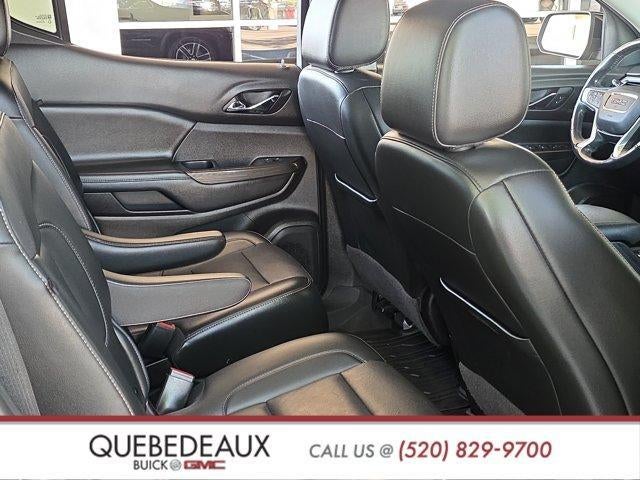 2022 GMC Acadia SLT
