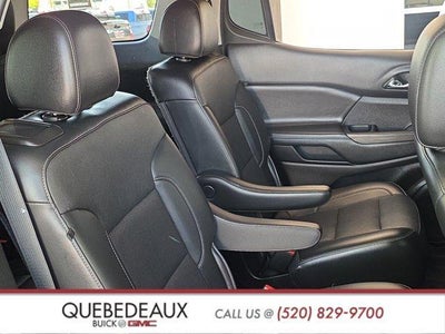 2022 GMC Acadia SLT