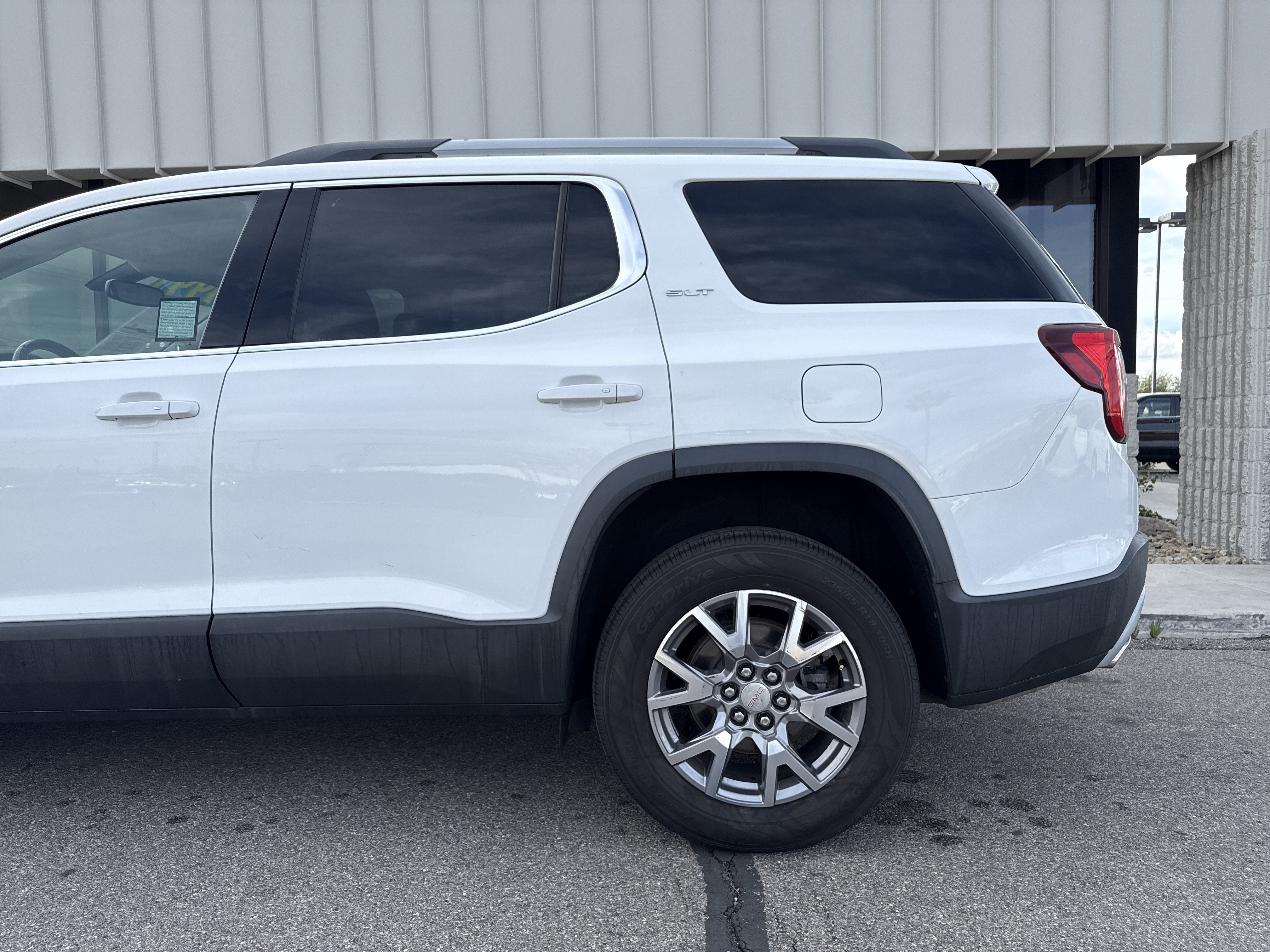 2020 GMC Acadia SLT