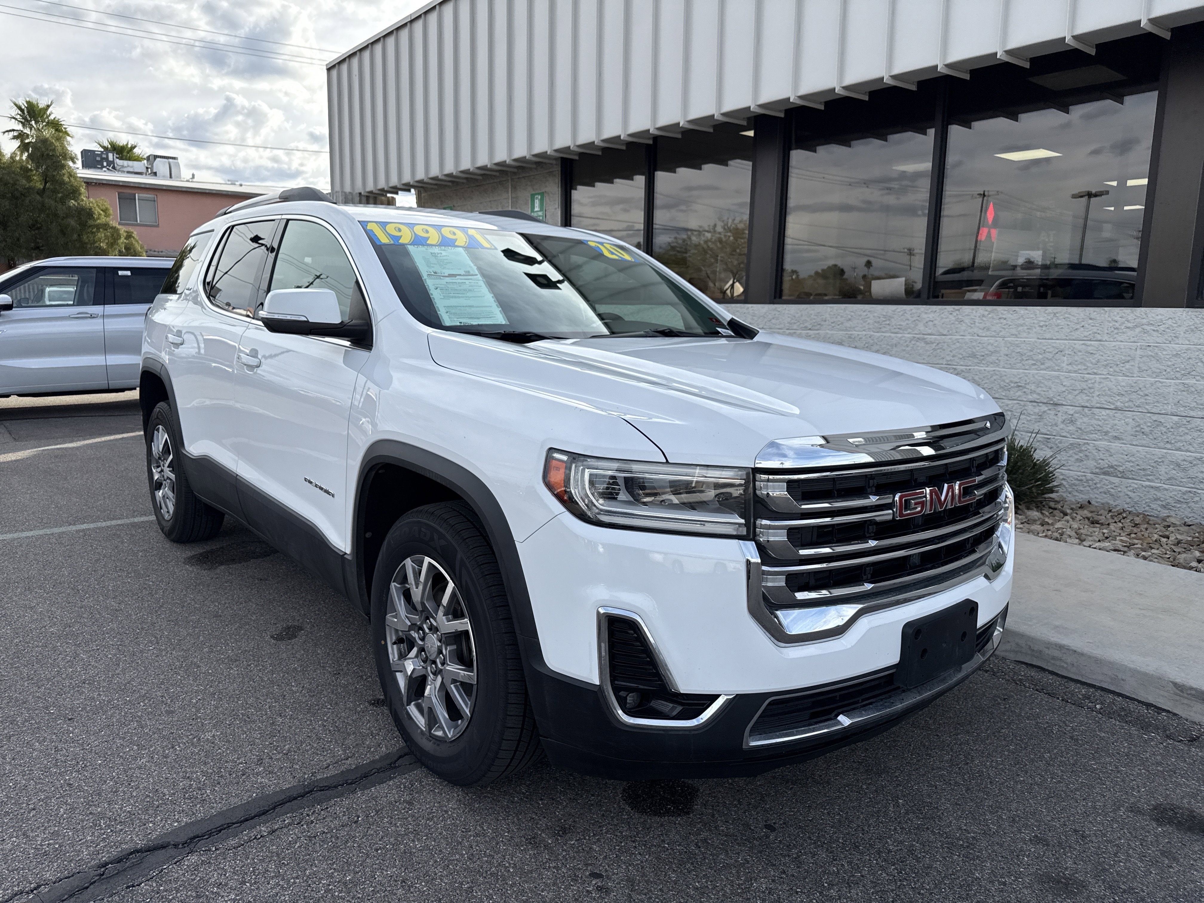2020 GMC Acadia SLT