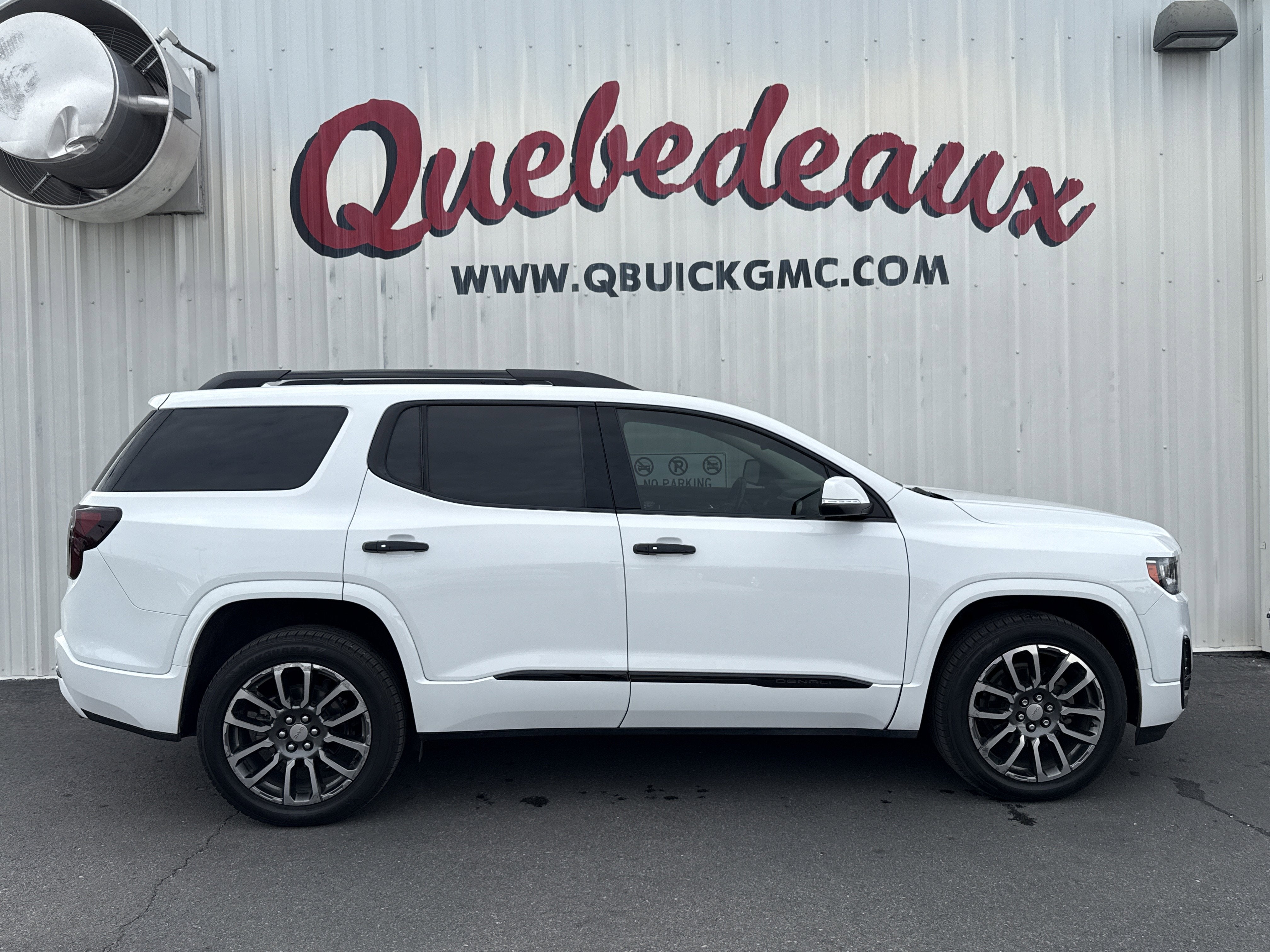 2020 GMC Acadia Denali