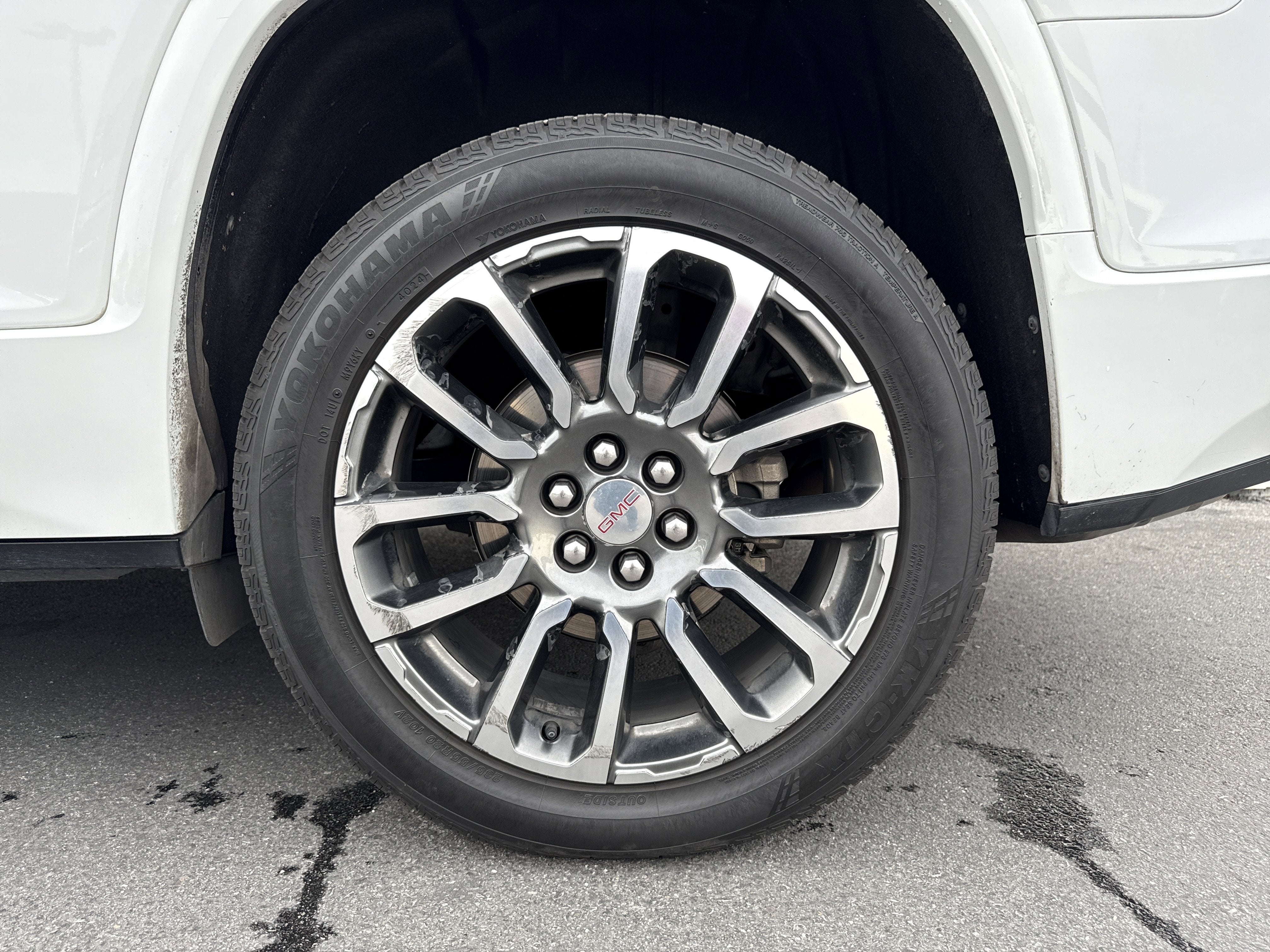 2020 GMC Acadia Denali