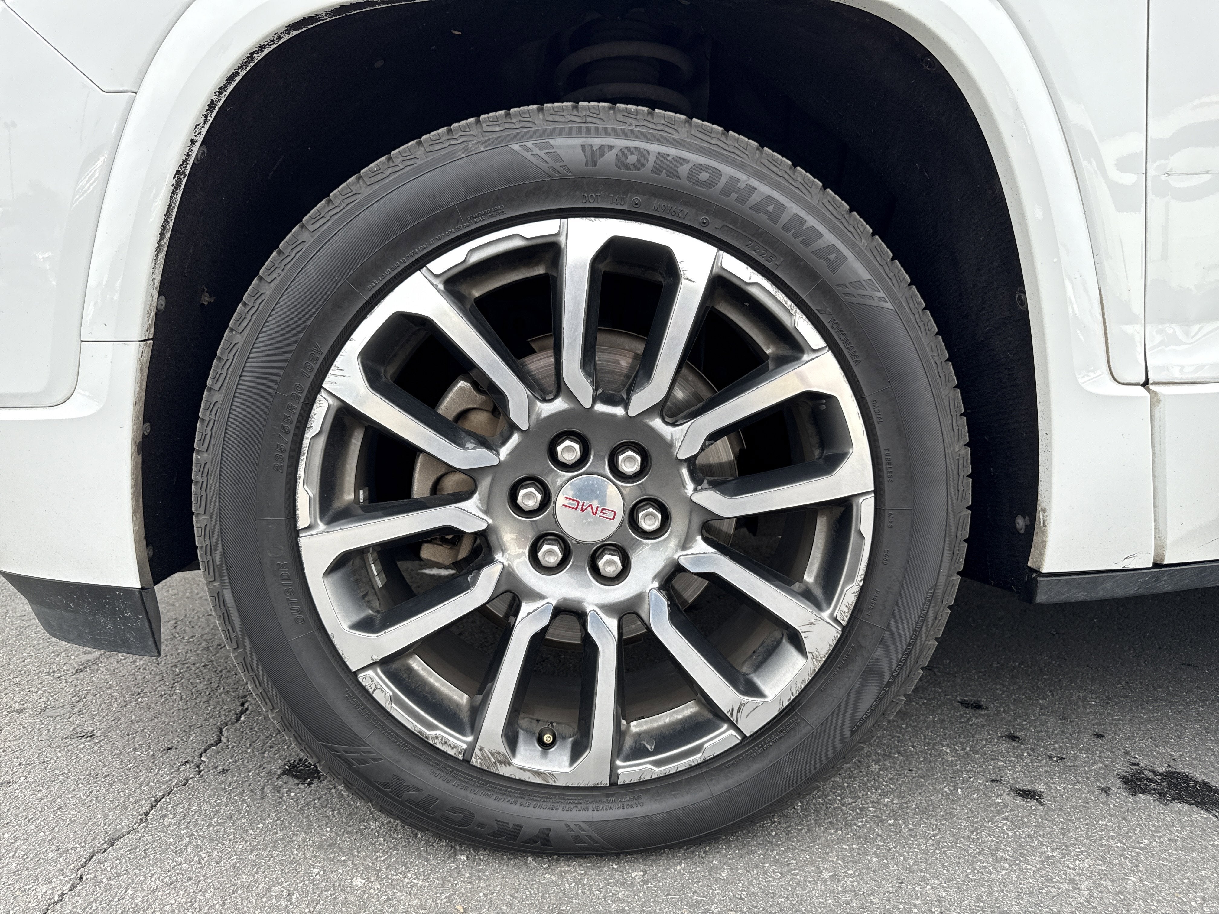 2020 GMC Acadia Denali