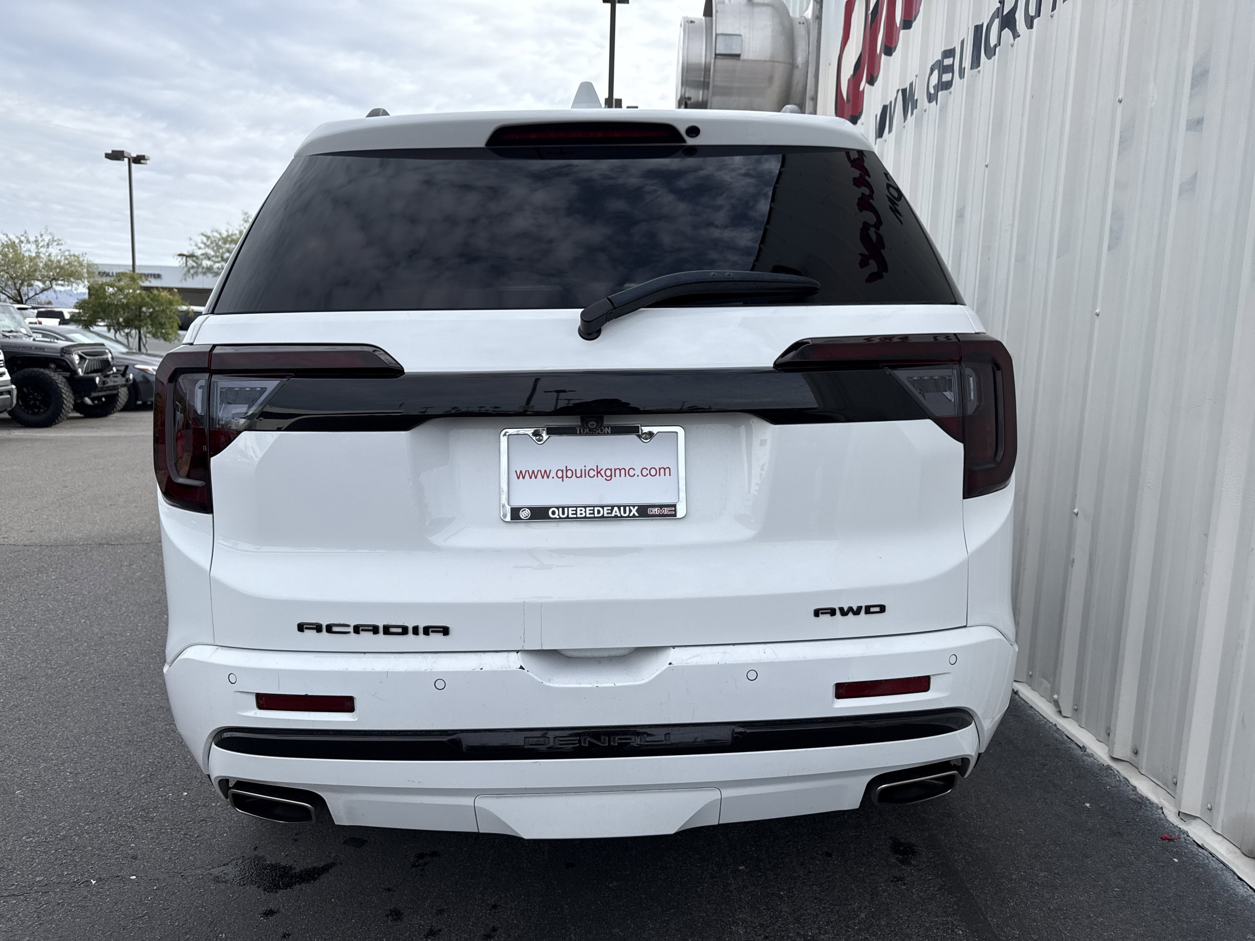 2020 GMC Acadia Denali