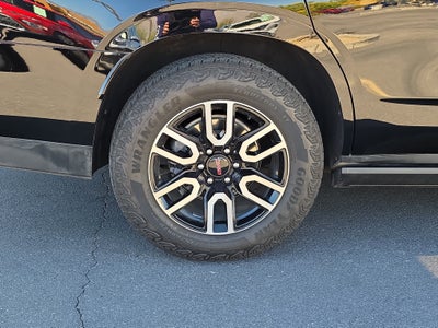 2024 GMC Yukon AT4