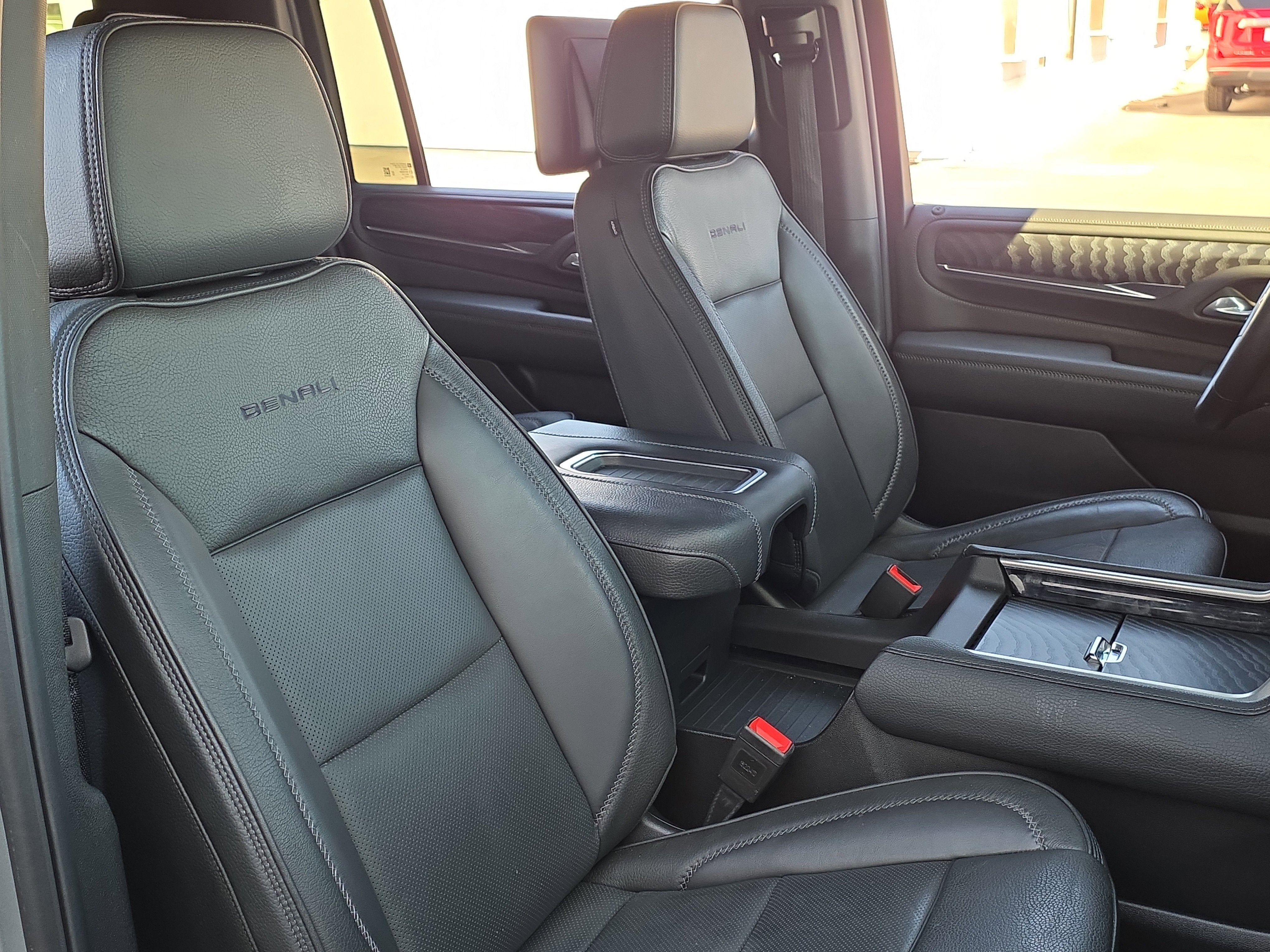 2024 GMC Yukon XL Denali