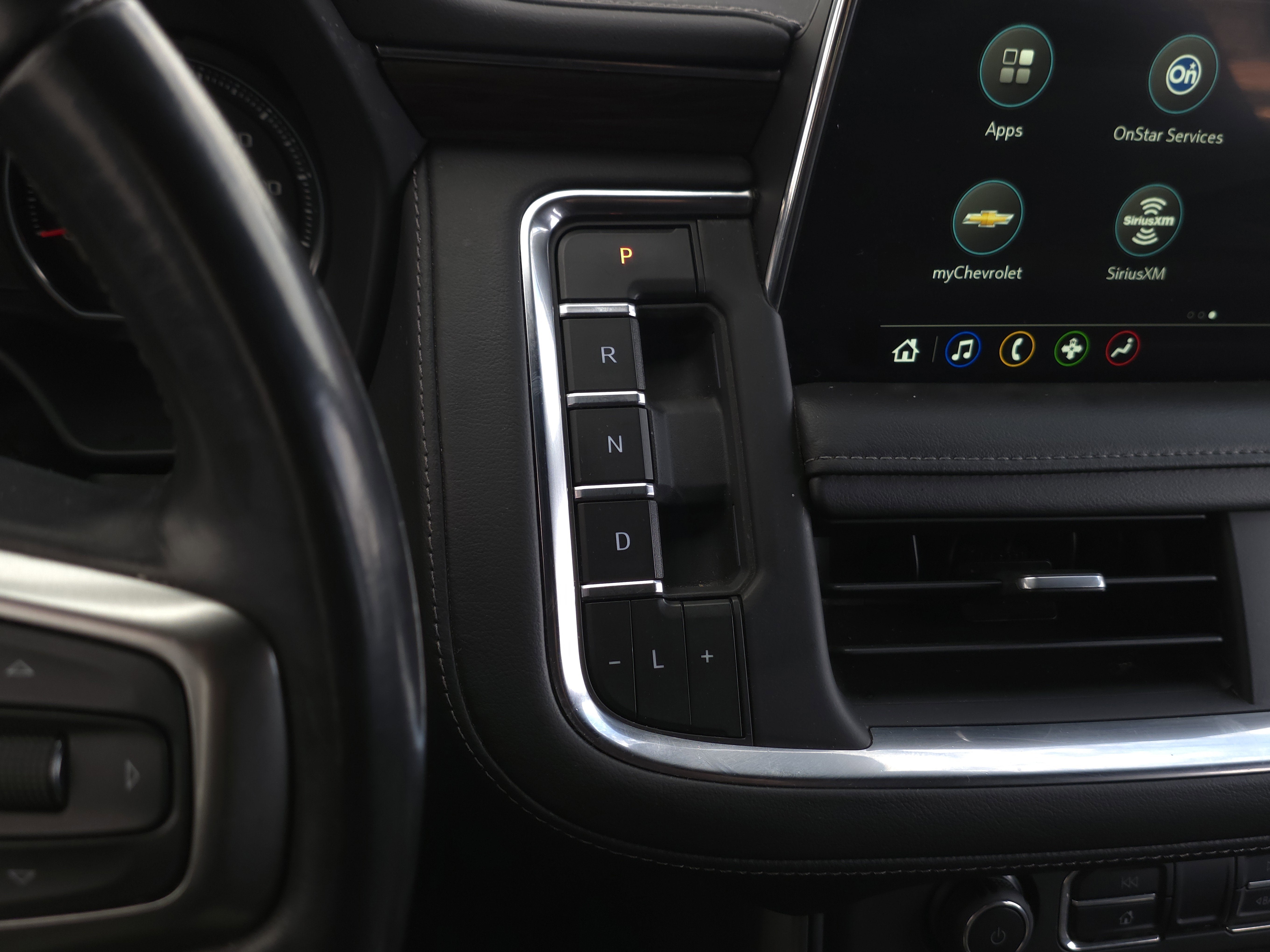 2021 Chevrolet Suburban LS