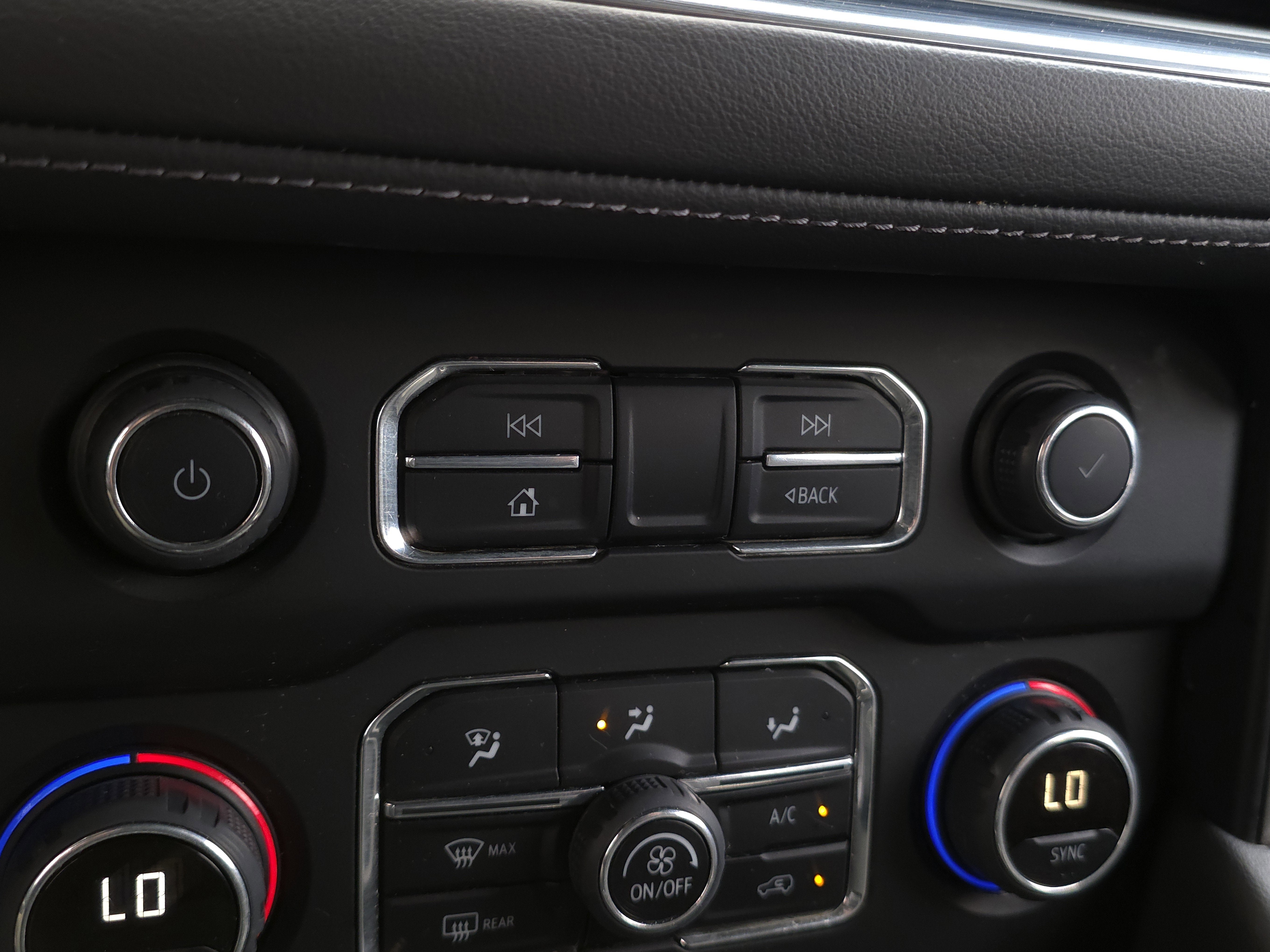 2021 Chevrolet Suburban LS