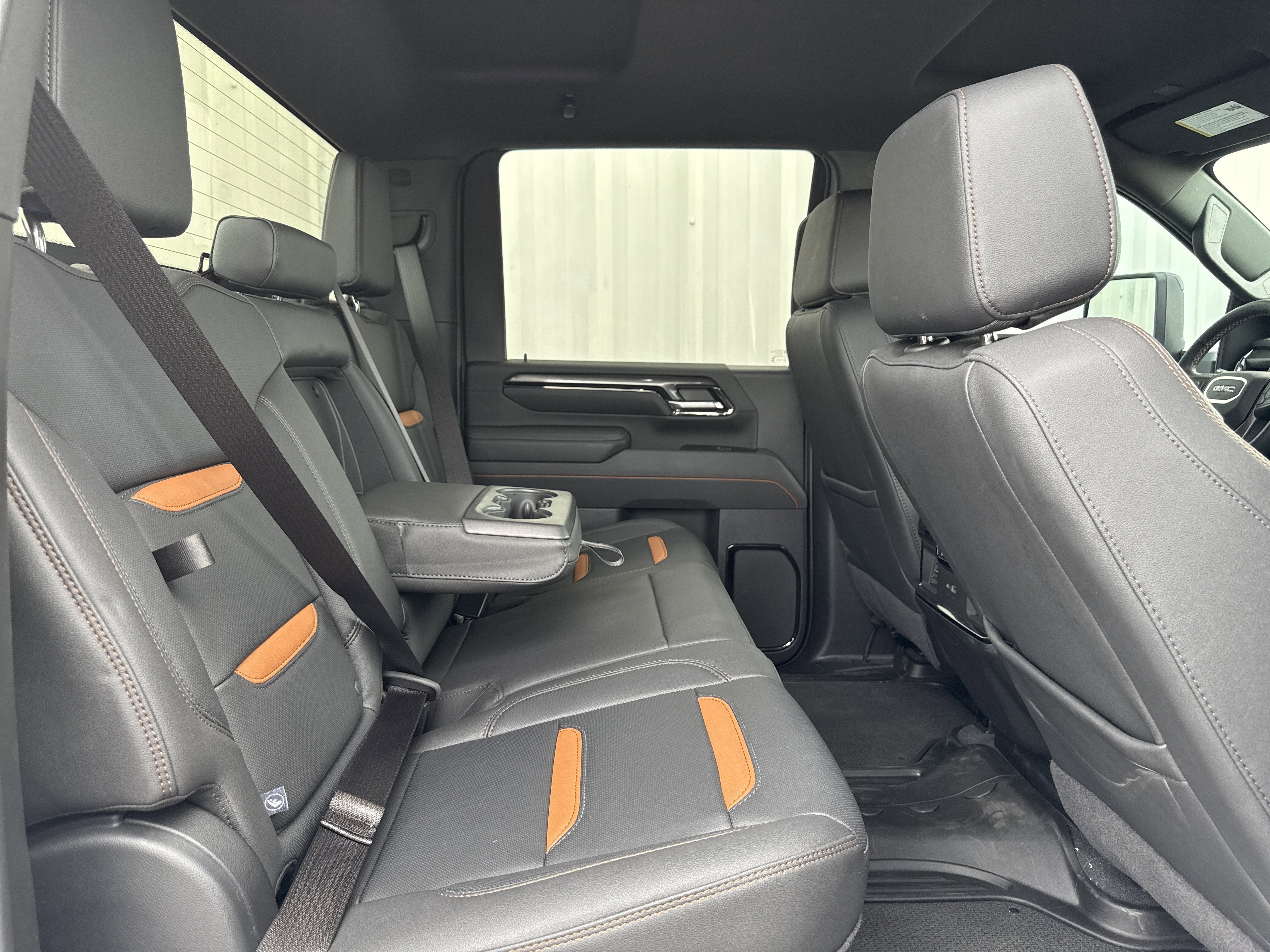 2025 GMC Sierra 2500 HD AT4