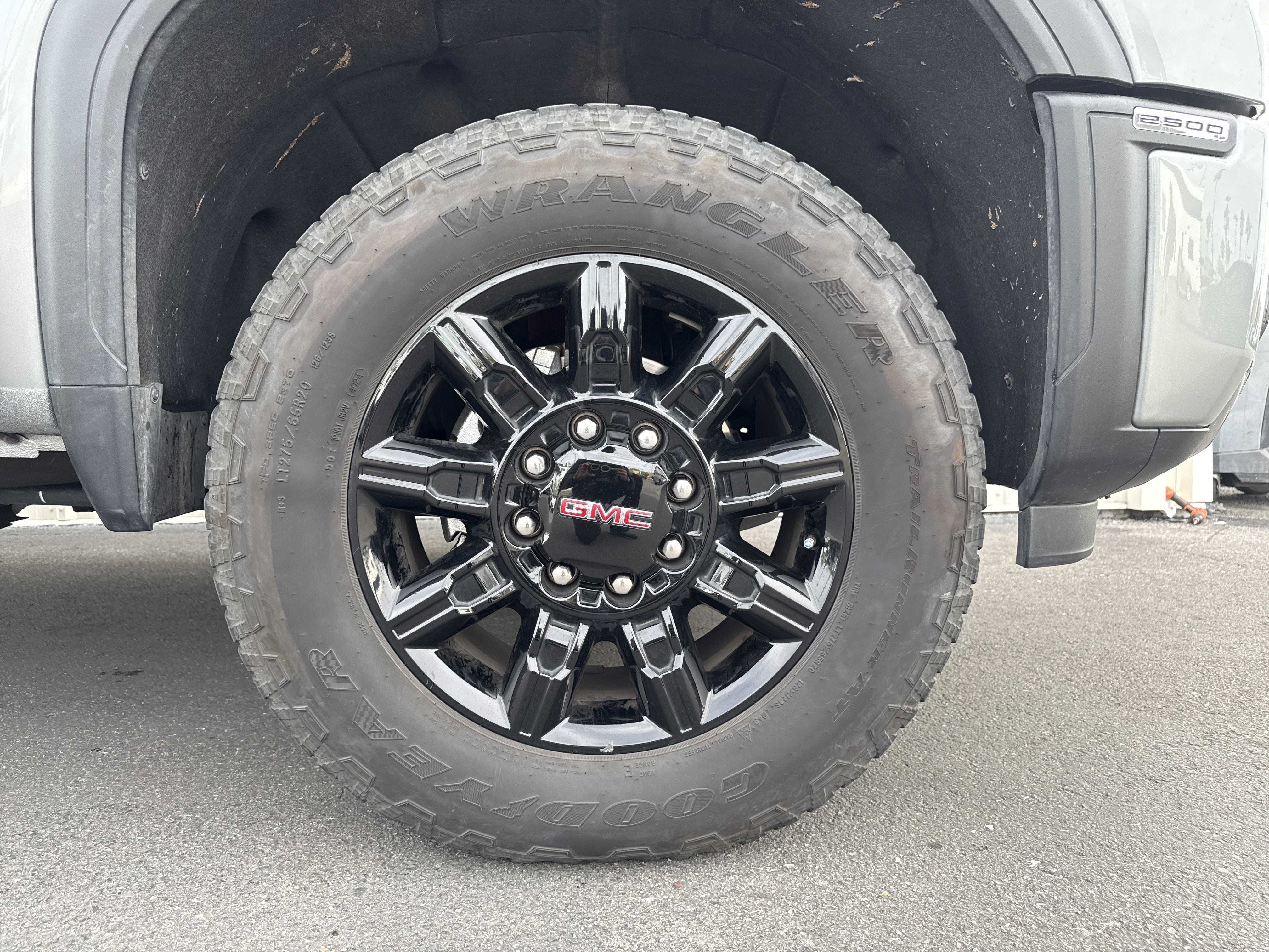 2025 GMC Sierra 2500 HD AT4