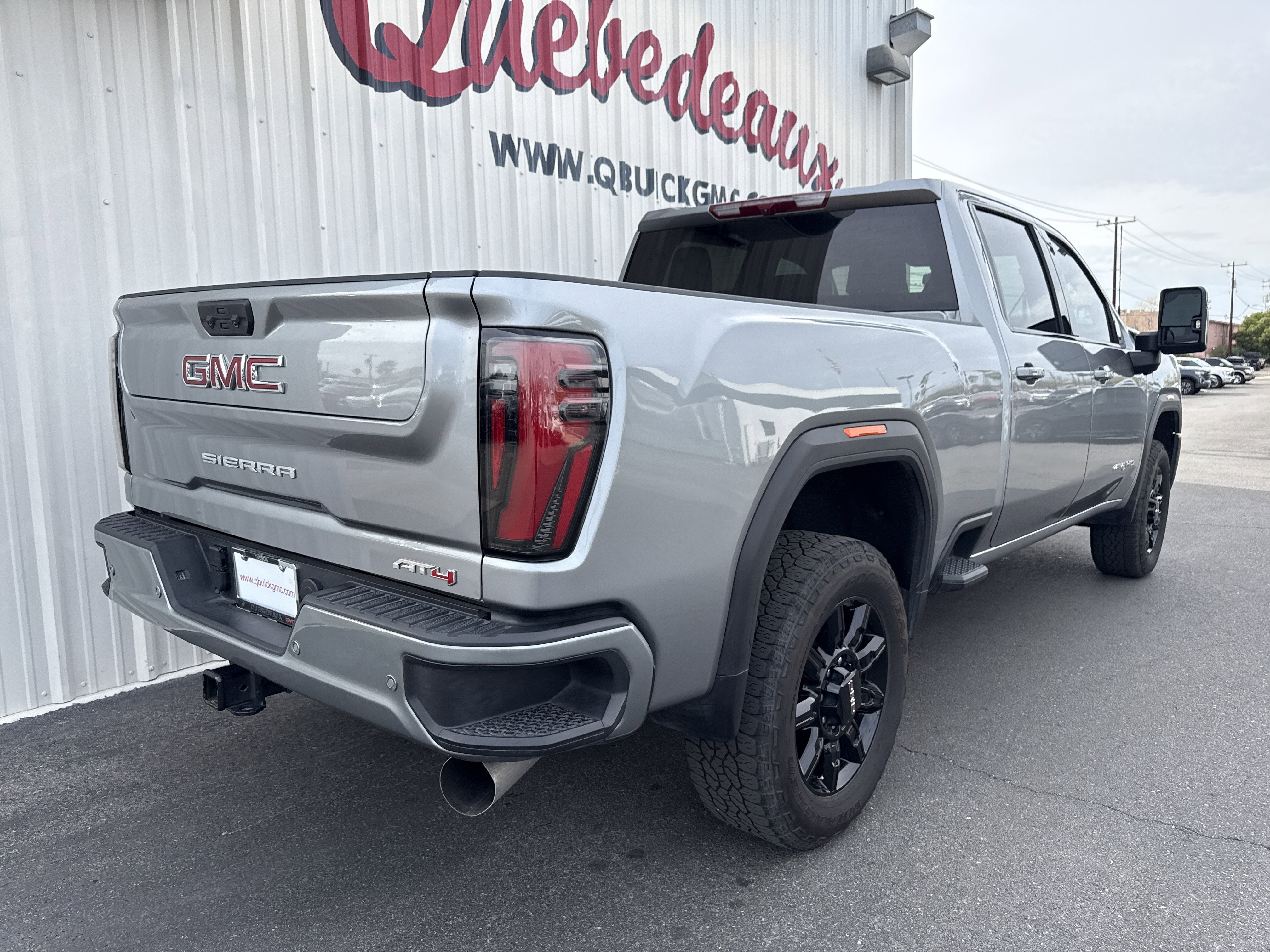 2025 GMC Sierra 2500 HD AT4
