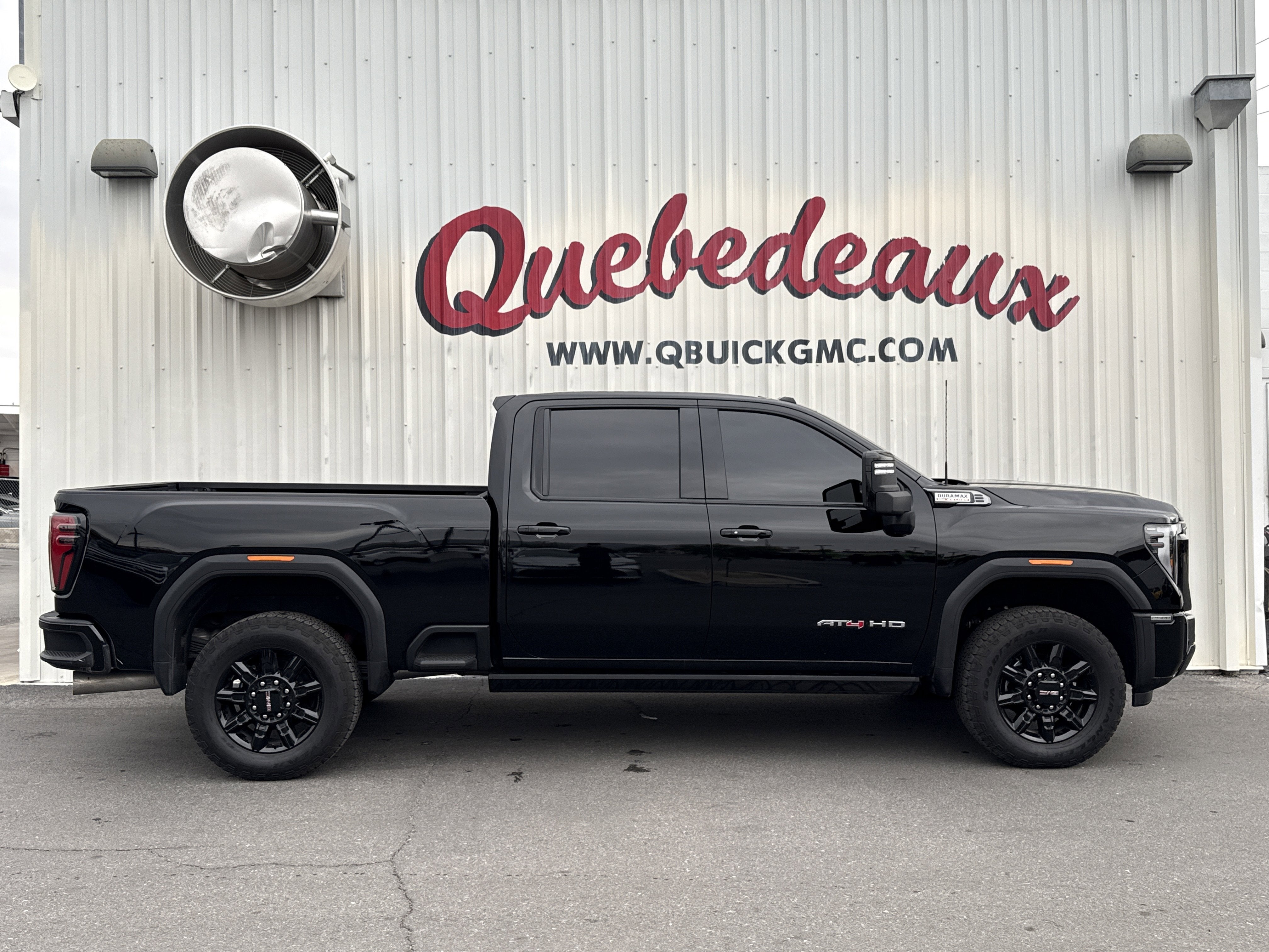 2025 GMC Sierra 2500 HD AT4