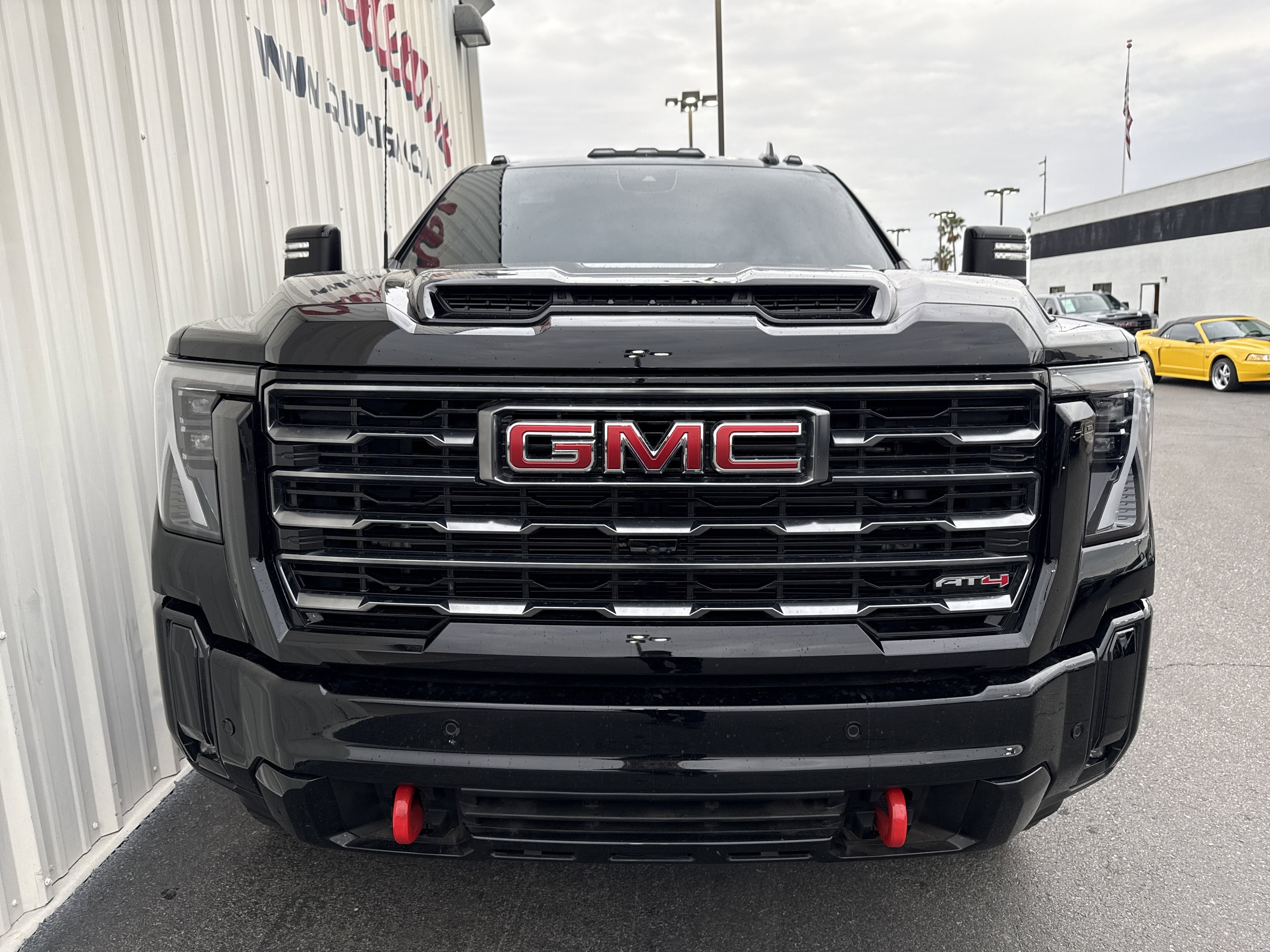 2025 GMC Sierra 2500 HD AT4