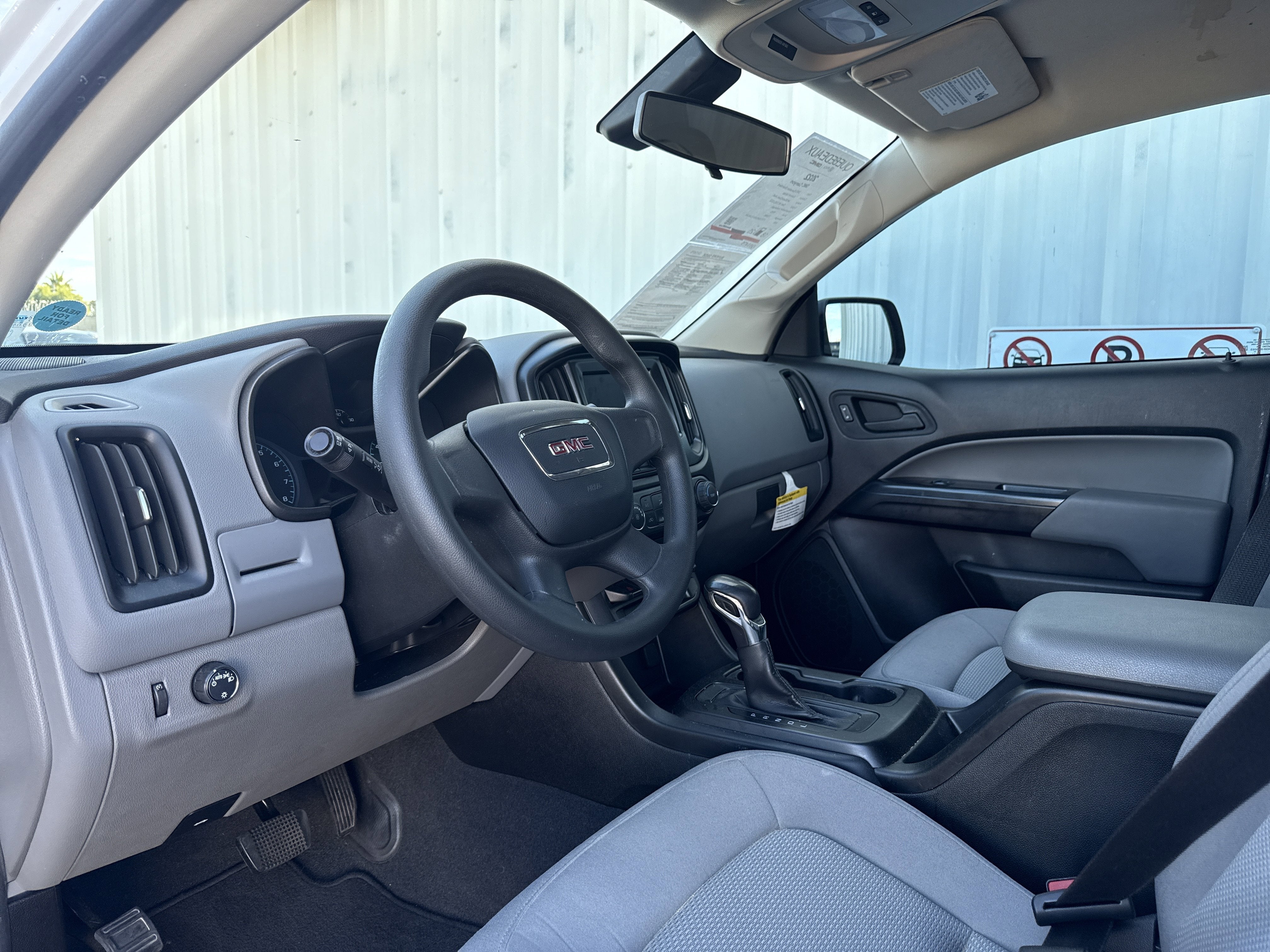 2022 GMC Canyon Elevation Standard