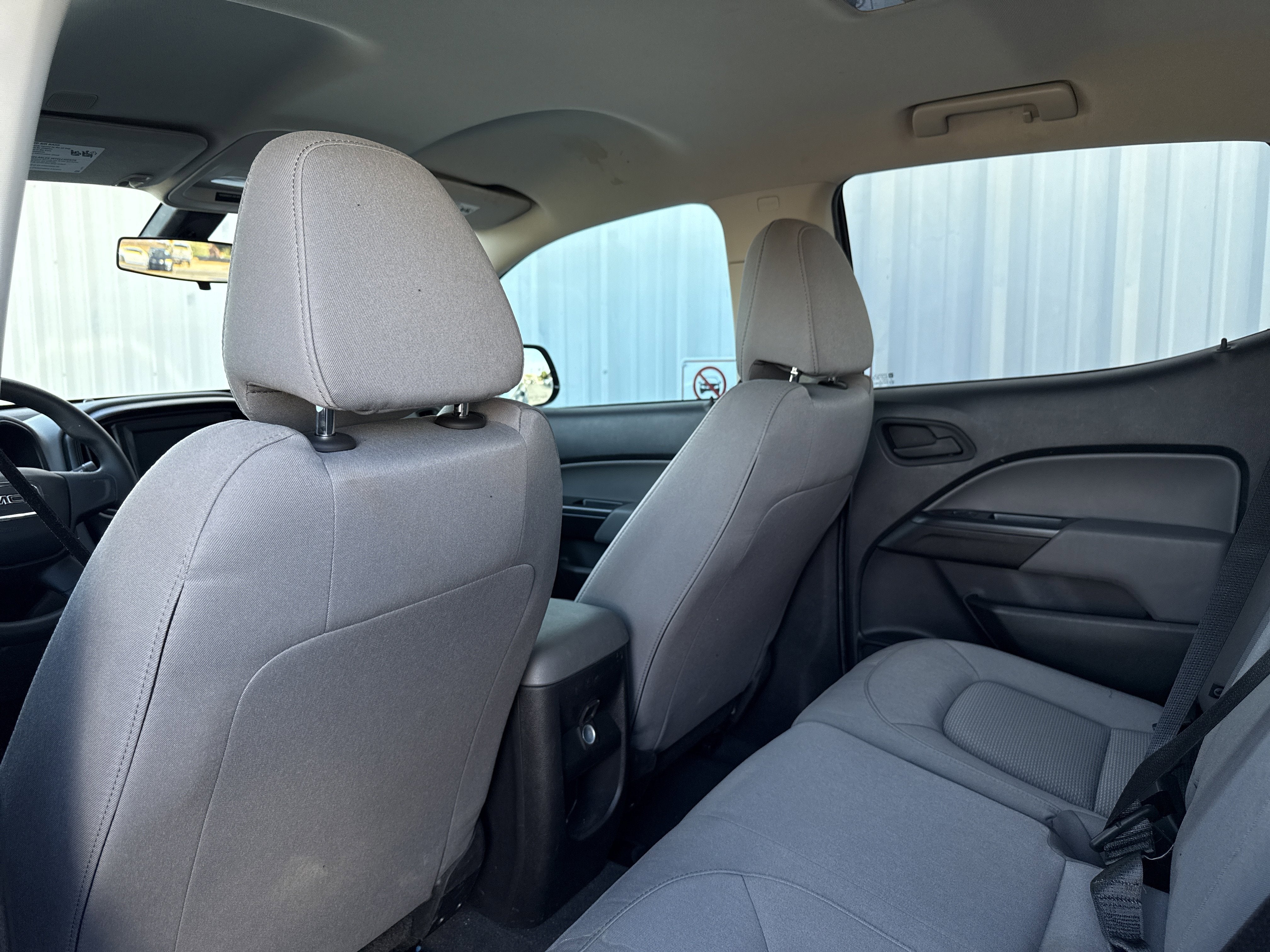 2022 GMC Canyon Elevation Standard