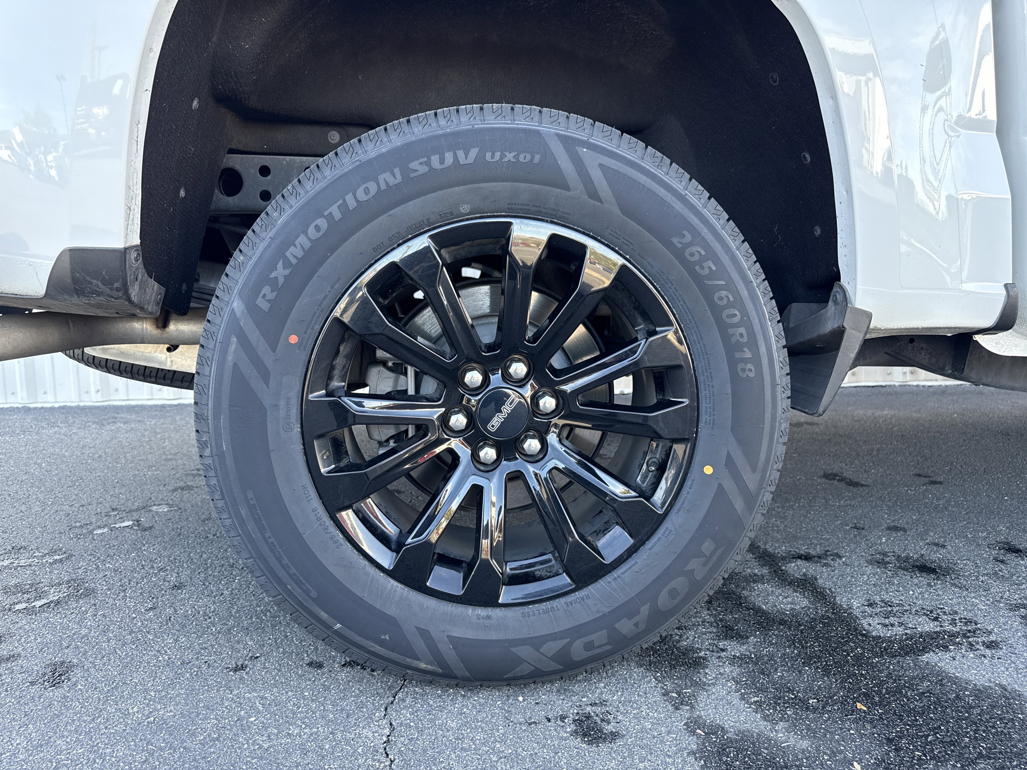 2022 GMC Canyon Elevation Standard