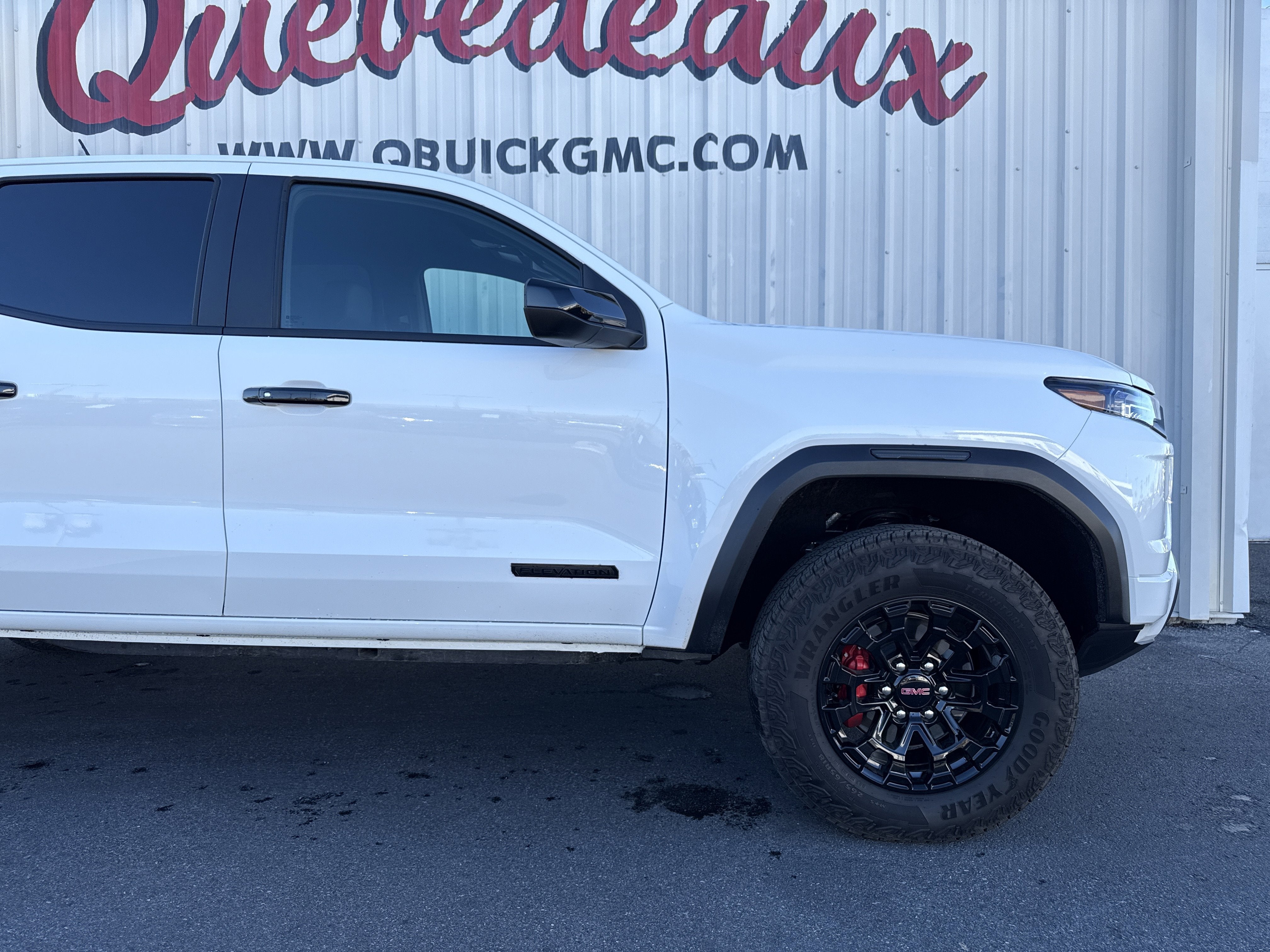 2026 GMC Canyon Elevation