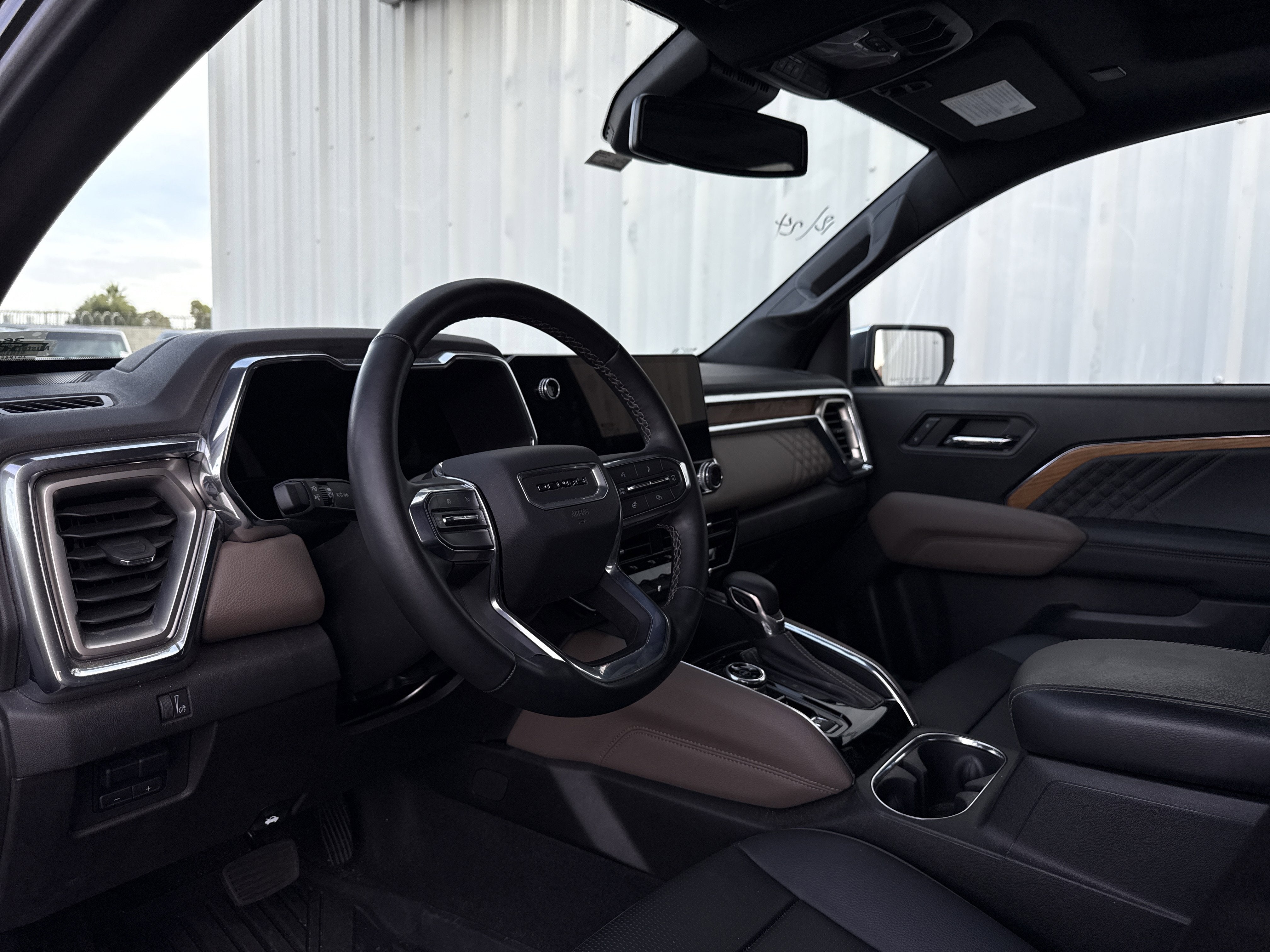 2024 GMC Canyon Denali