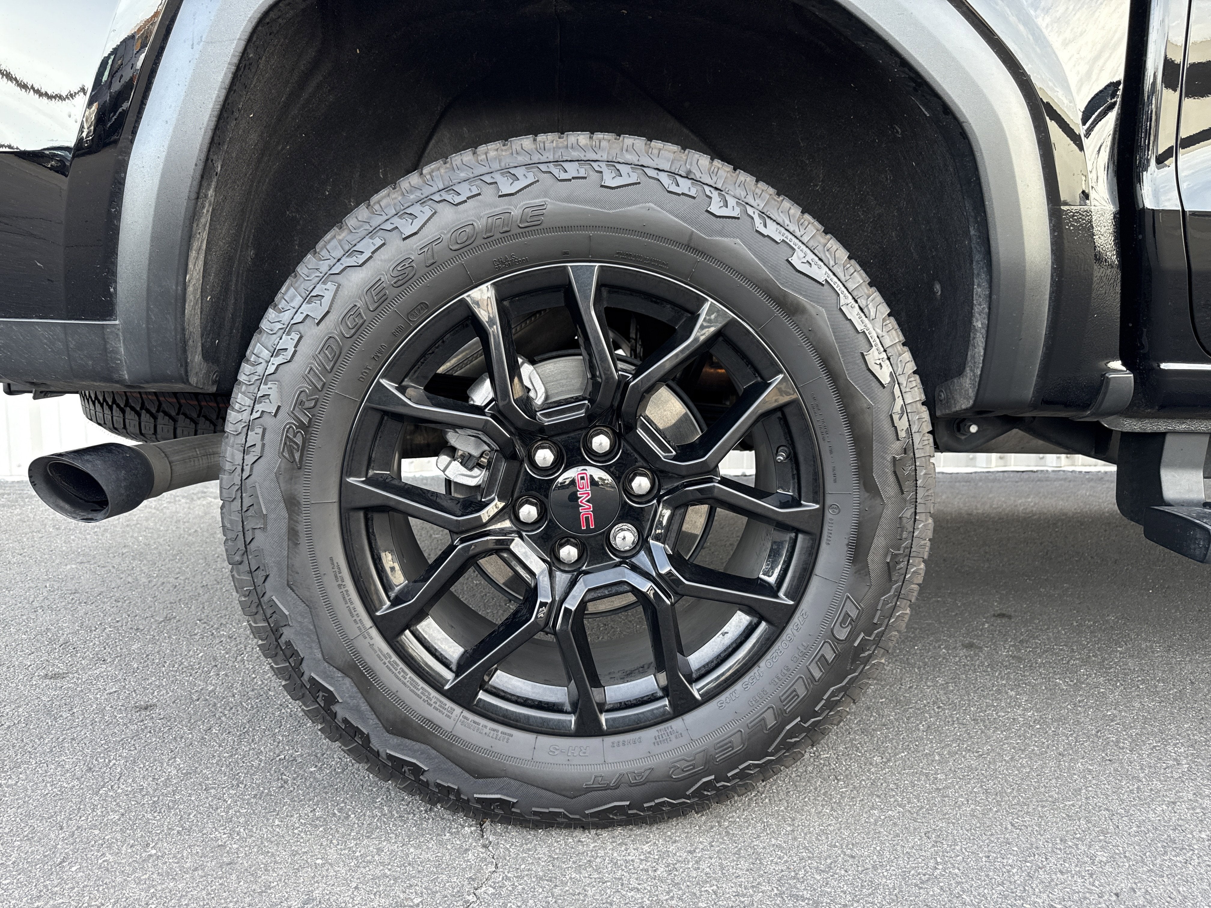 2024 GMC Canyon Denali