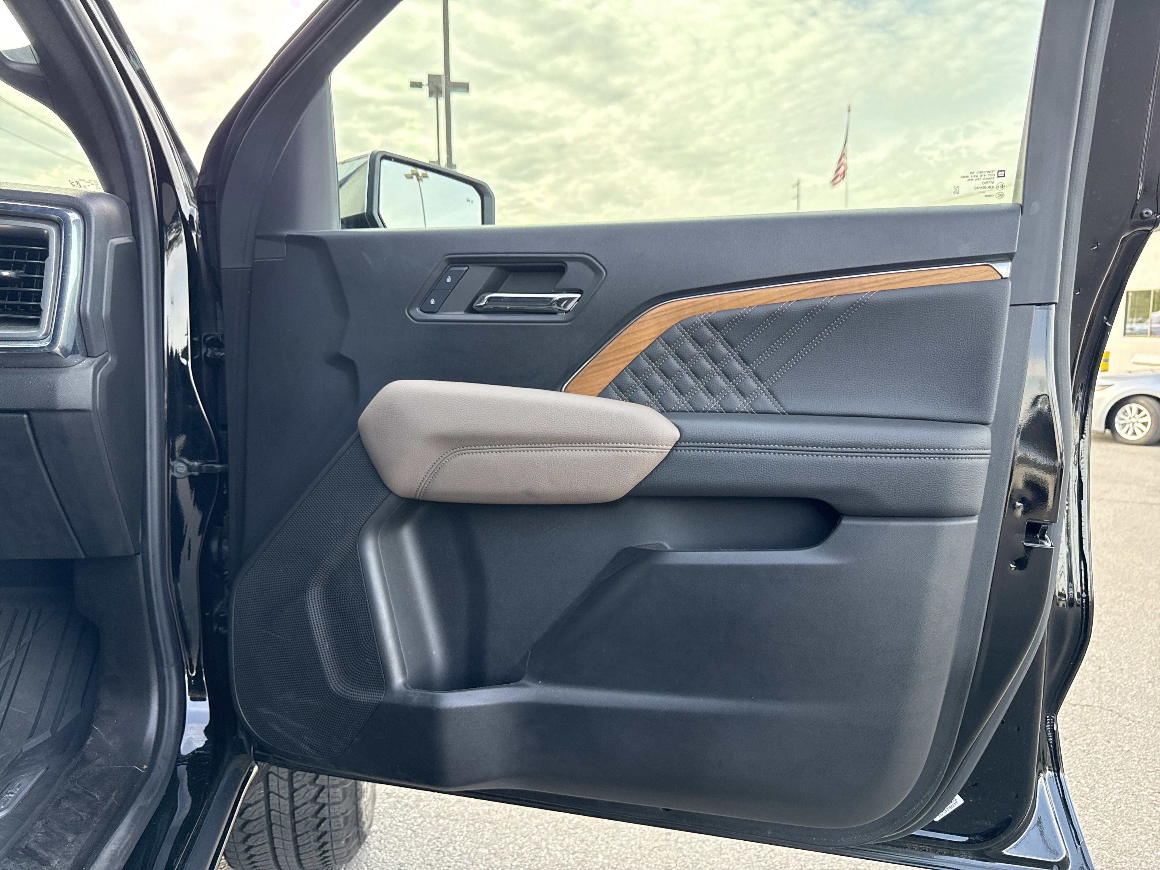 2024 GMC Canyon Denali