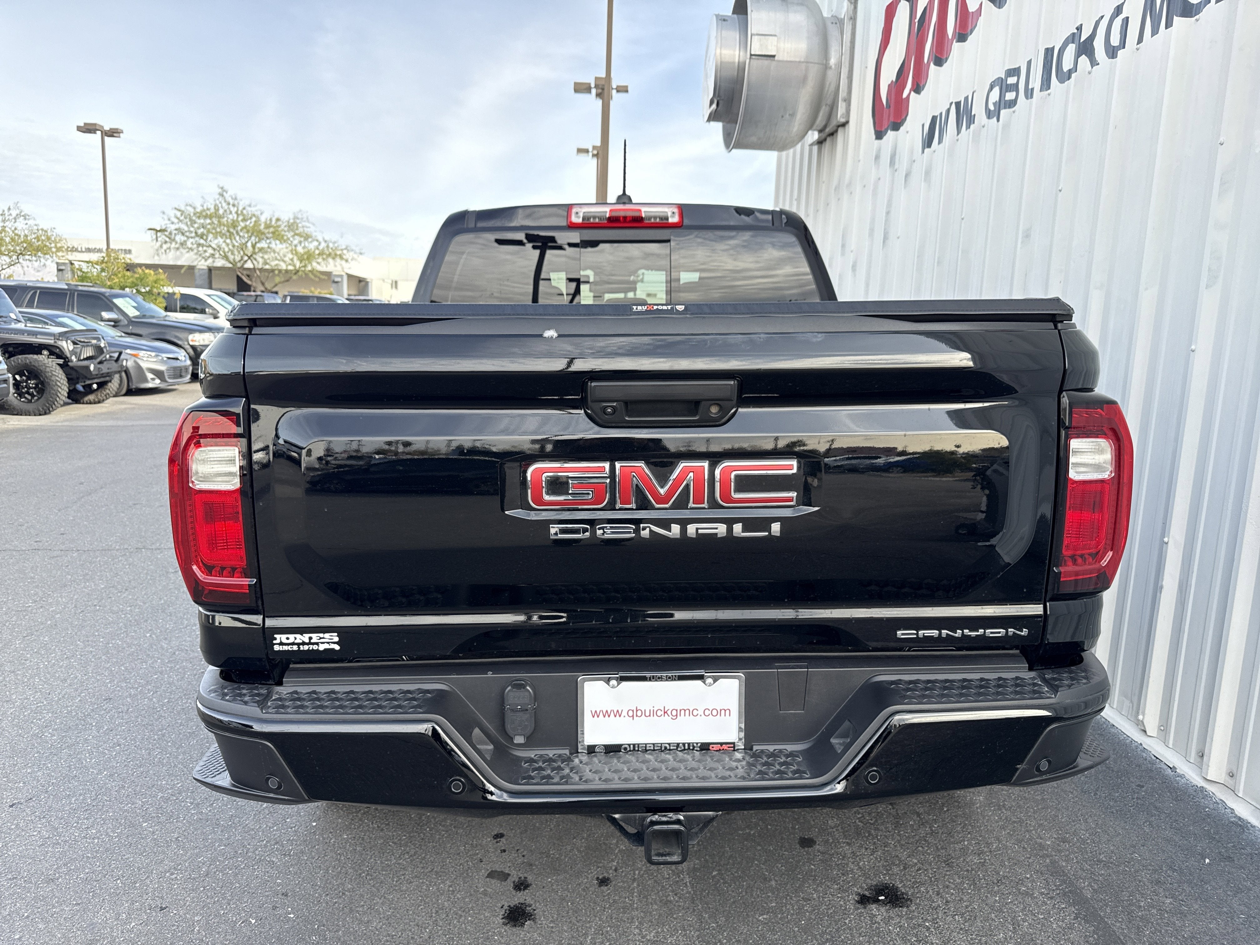 2024 GMC Canyon Denali