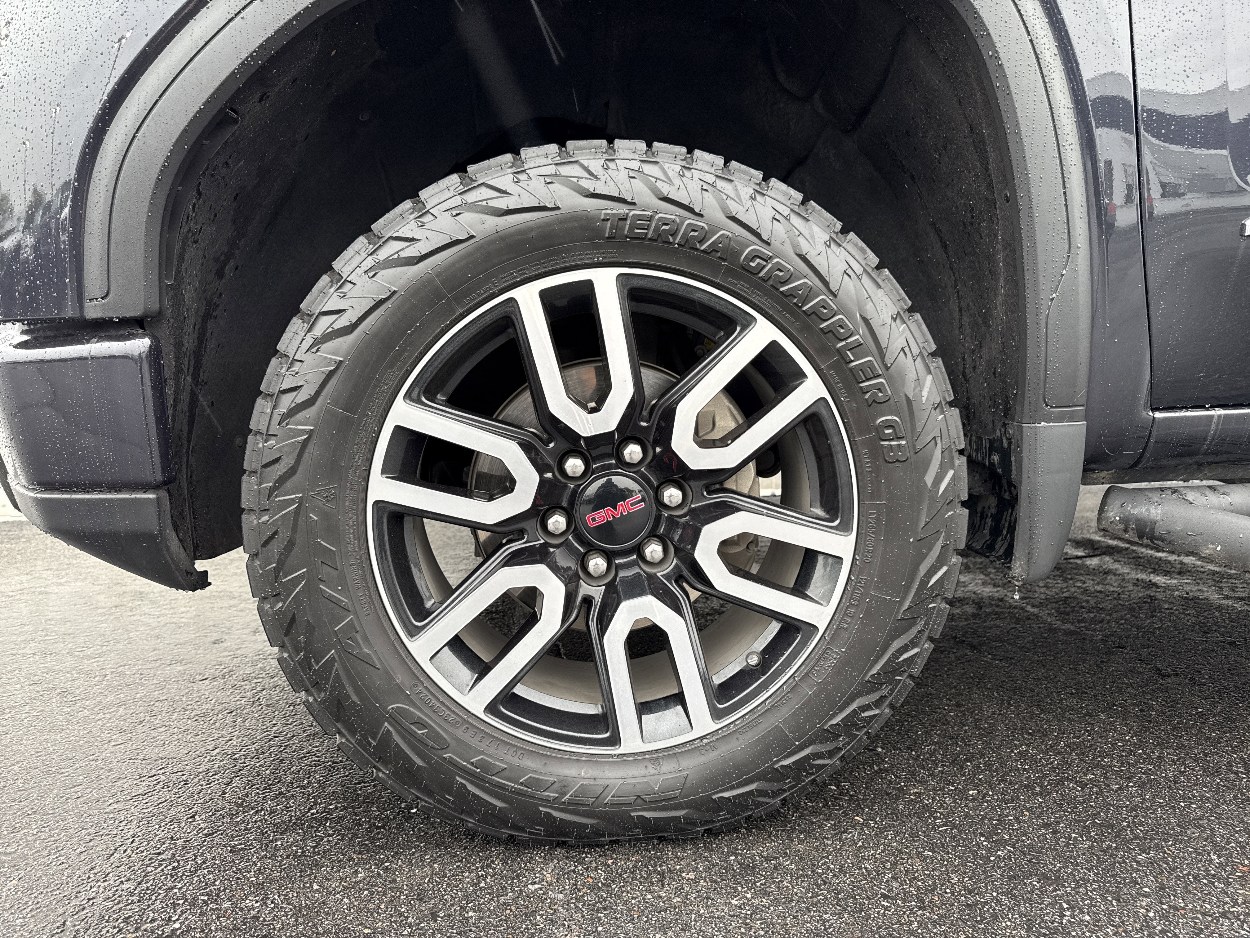 2024 GMC Sierra 1500 AT4