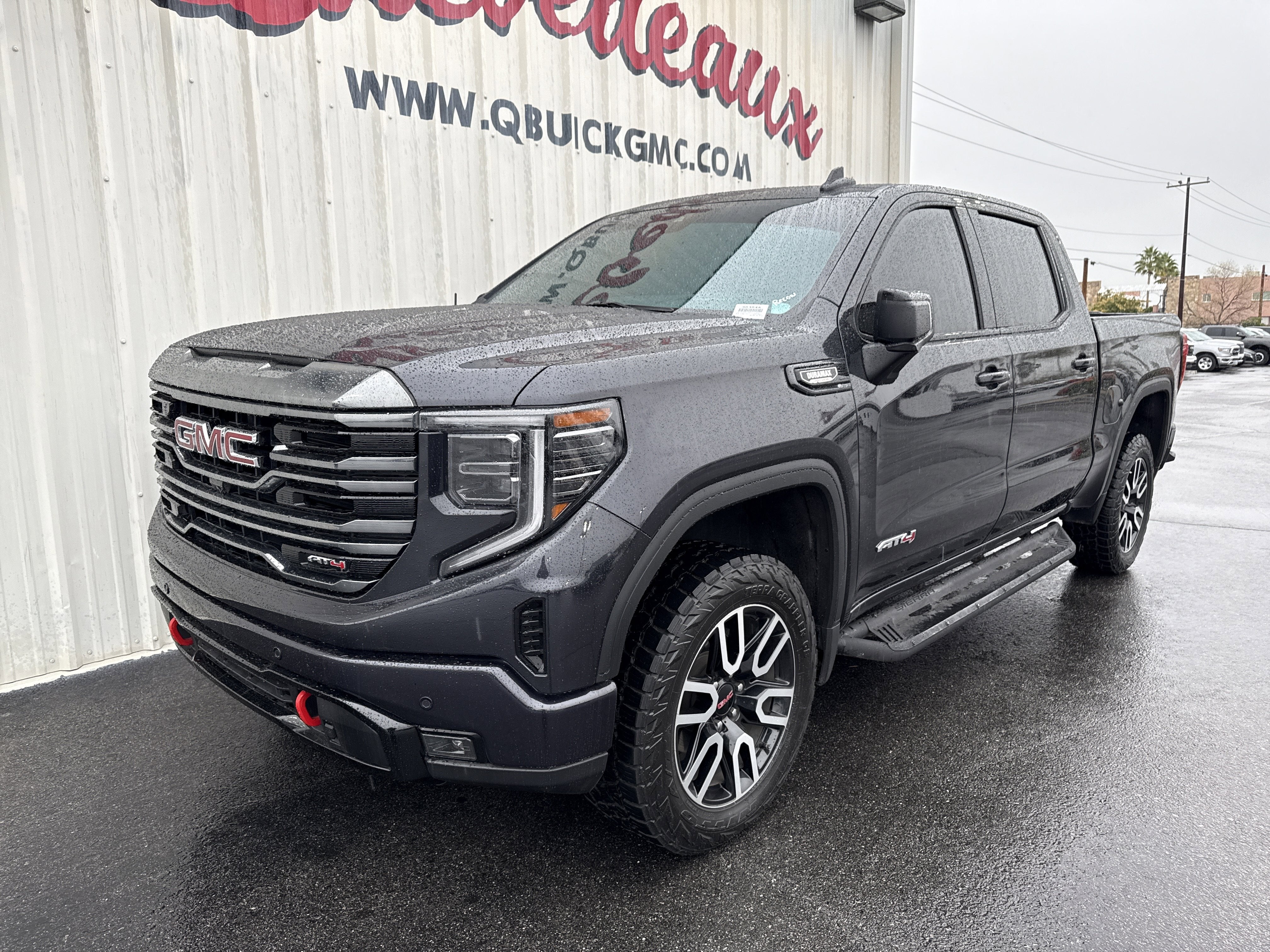 2024 GMC Sierra 1500 AT4
