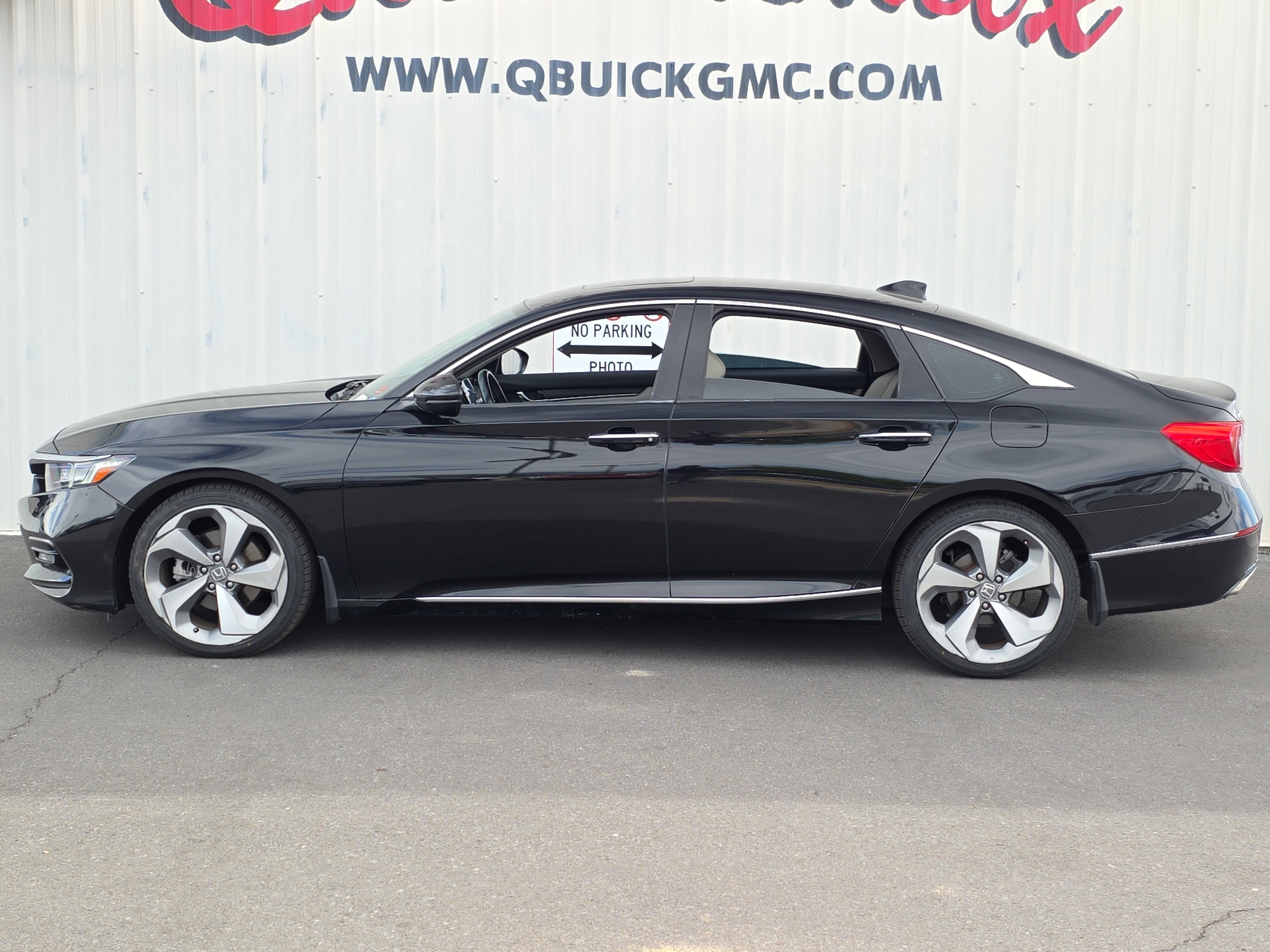 2018 Honda Accord Sedan Touring 2.0T