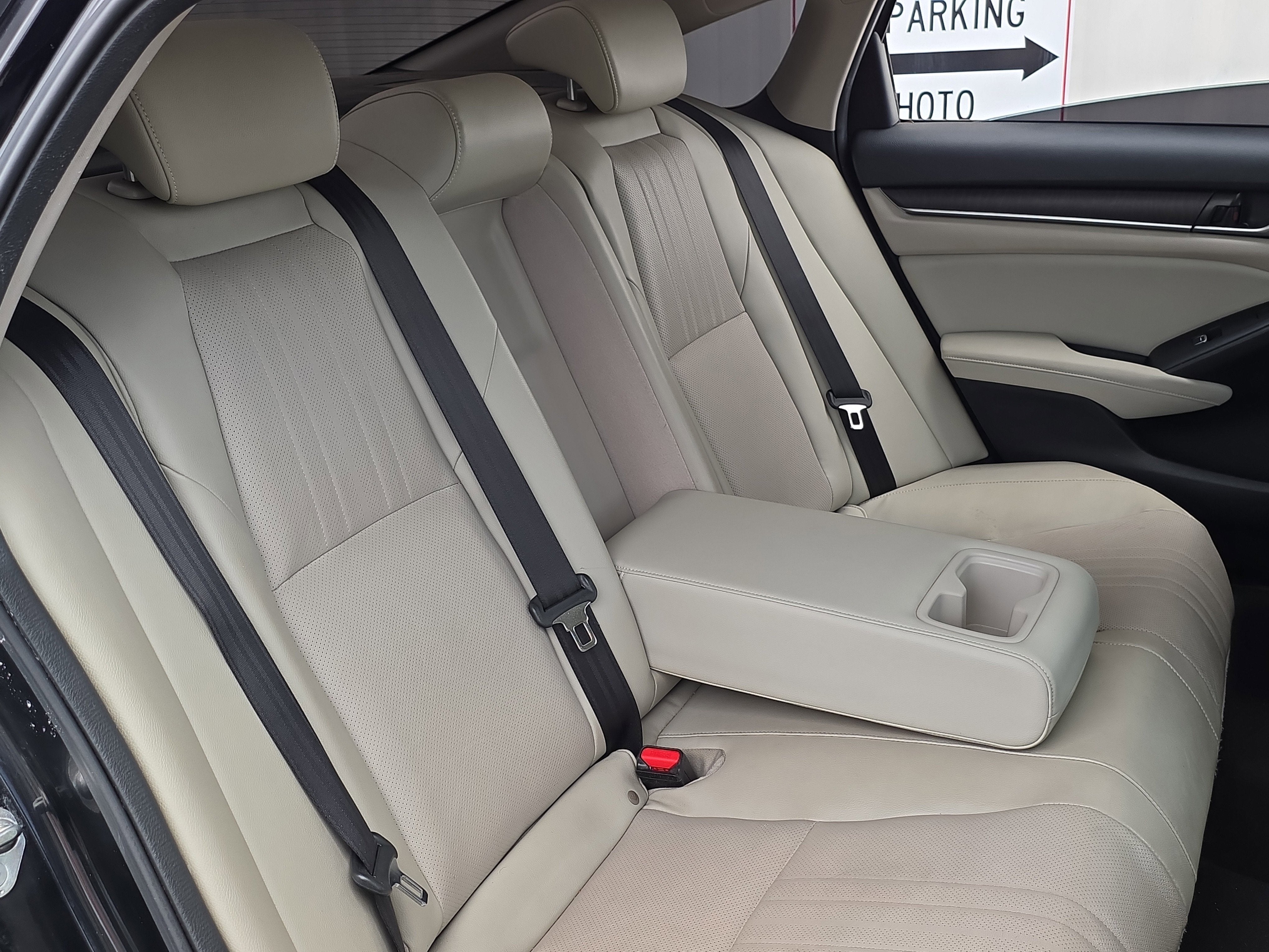 2018 Honda Accord Sedan Touring 2.0T