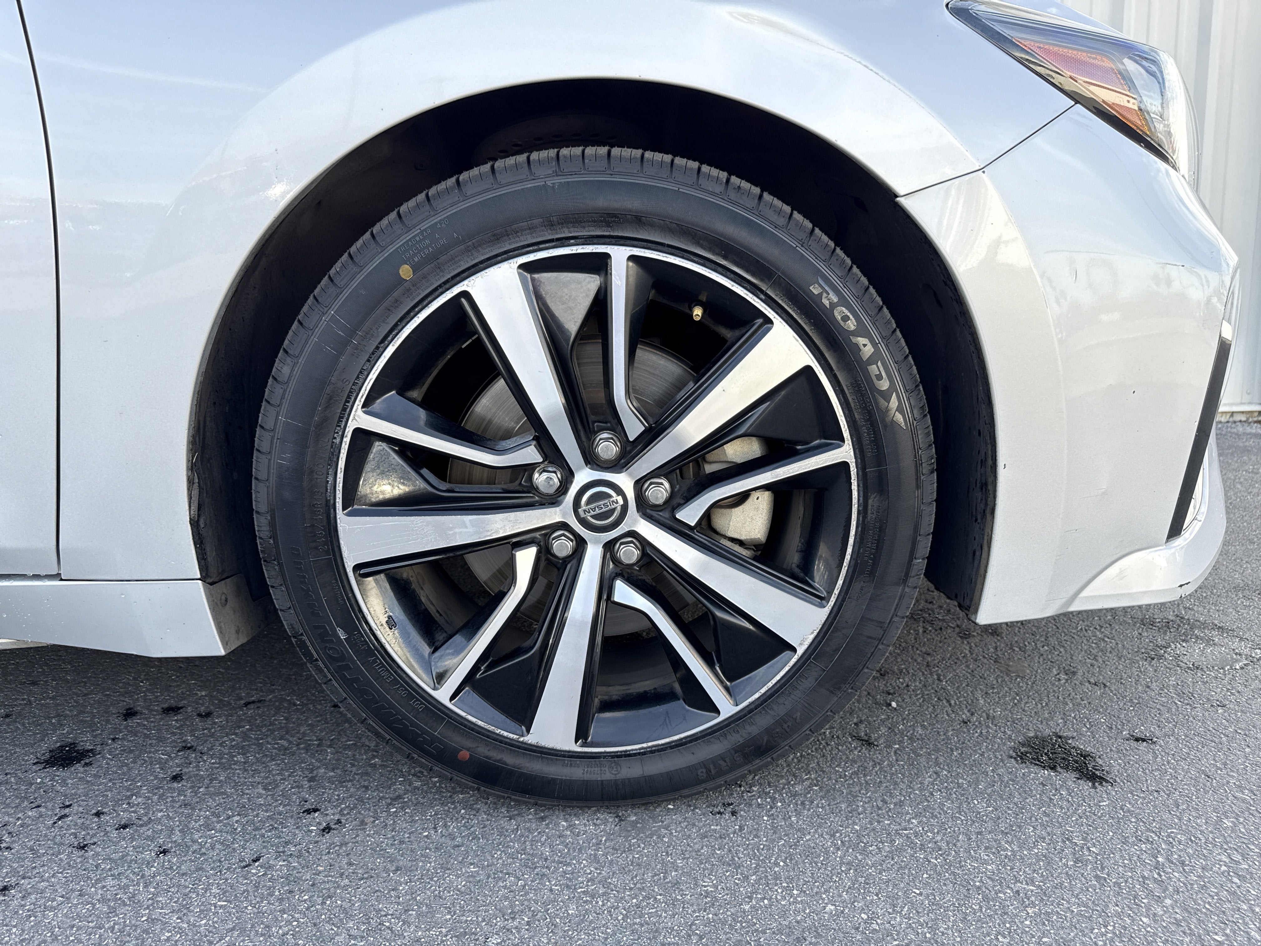 2021 Nissan Maxima SV