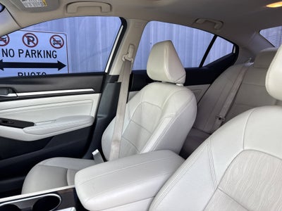 2021 Nissan Altima 2.5 Platinum