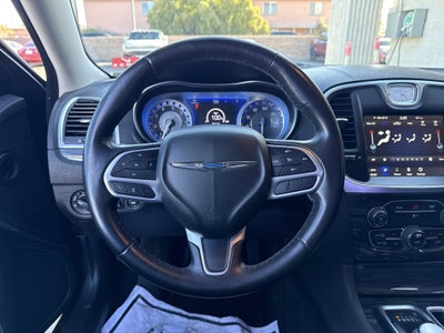 2021 Chrysler 300 Touring