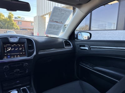 2021 Chrysler 300 Touring