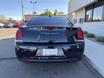 2021 Chrysler 300 Touring